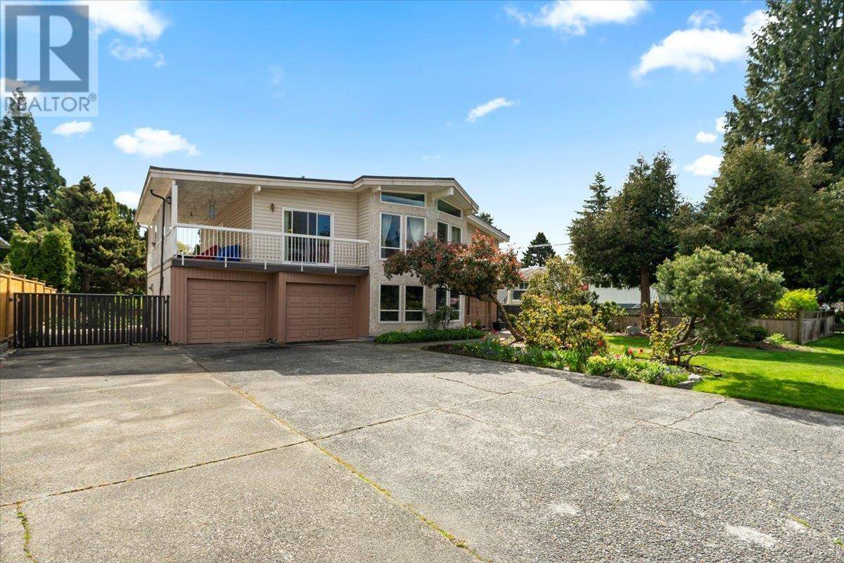 Burnaby, BC V5A3T3,3150 CHRISDALE AVENUE