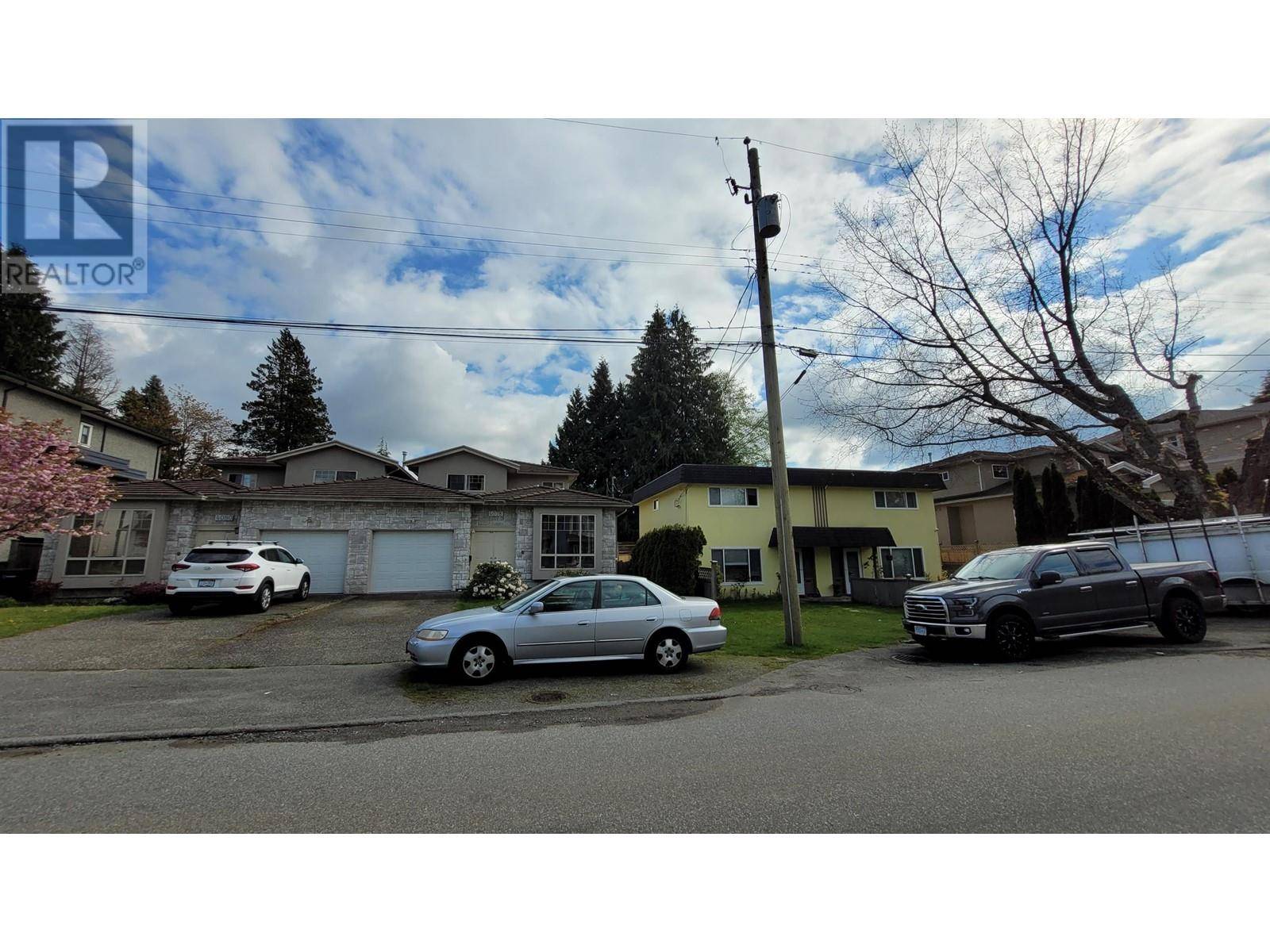 Burnaby, BC V5G1X1,4060 FOREST STREET