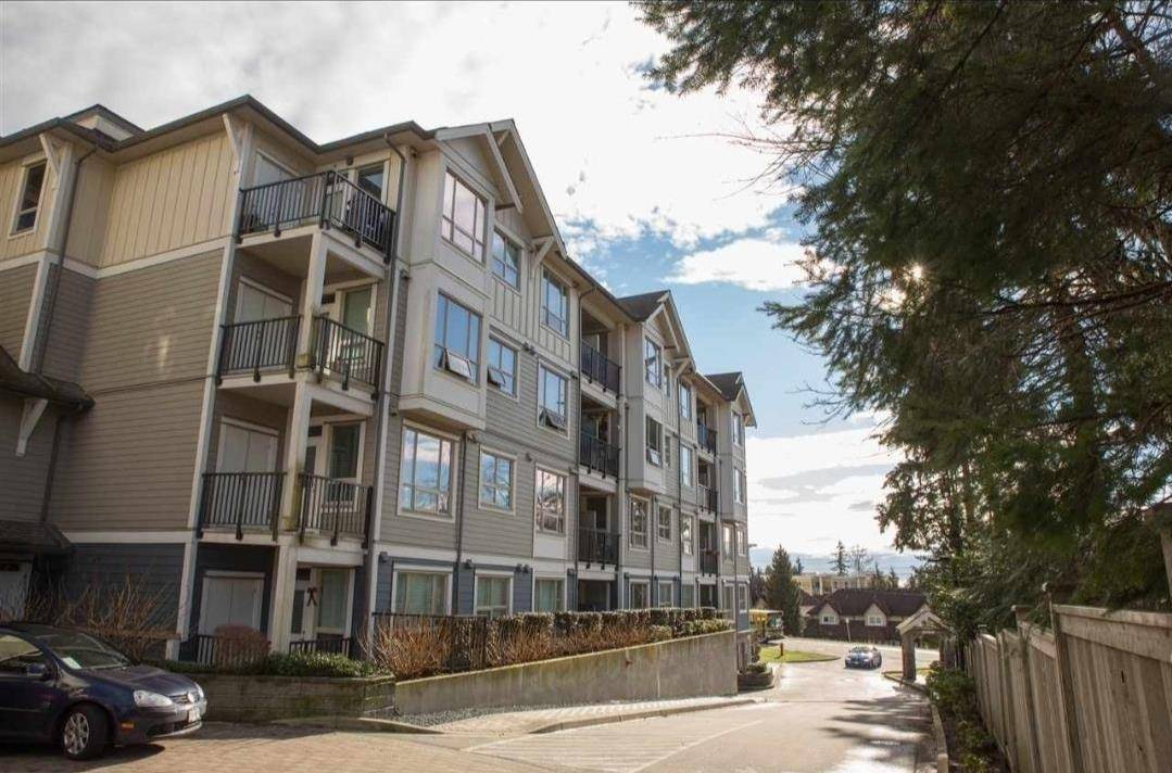 Surrey, BC V3T0G8,13897 FRASER #415