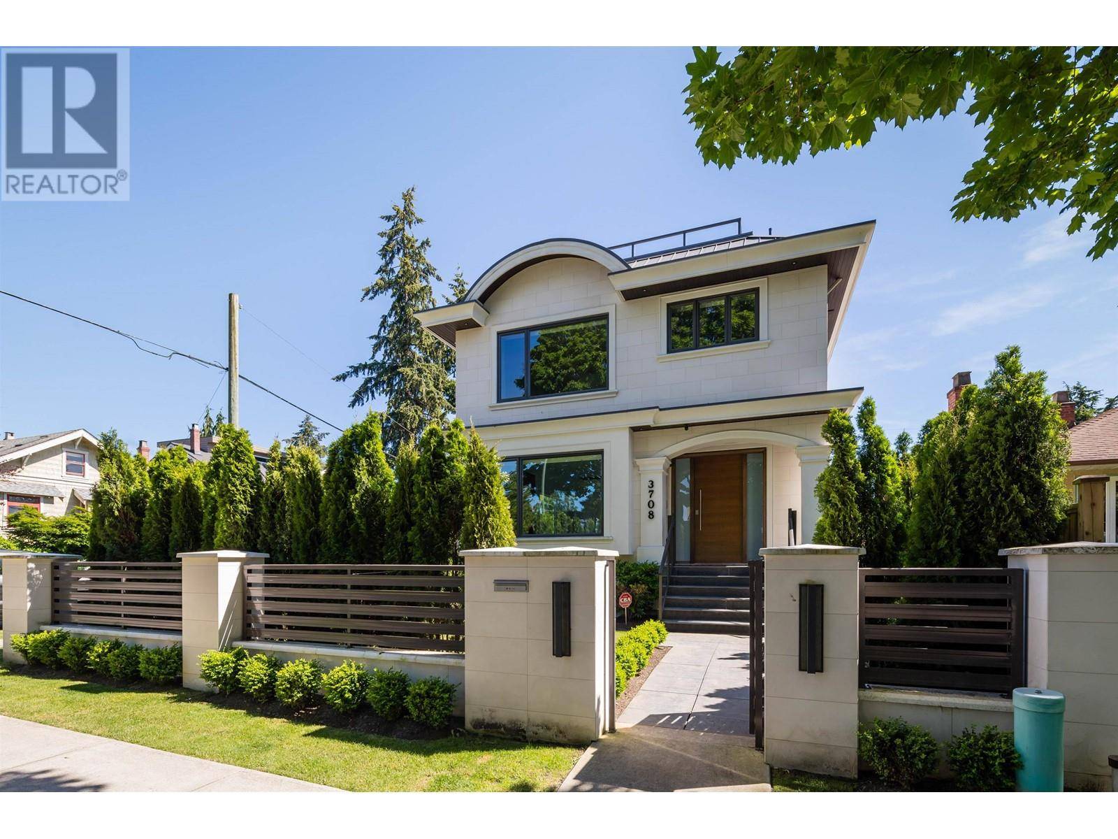 Vancouver, BC V6R1H4,3708 W 1ST AVENUE