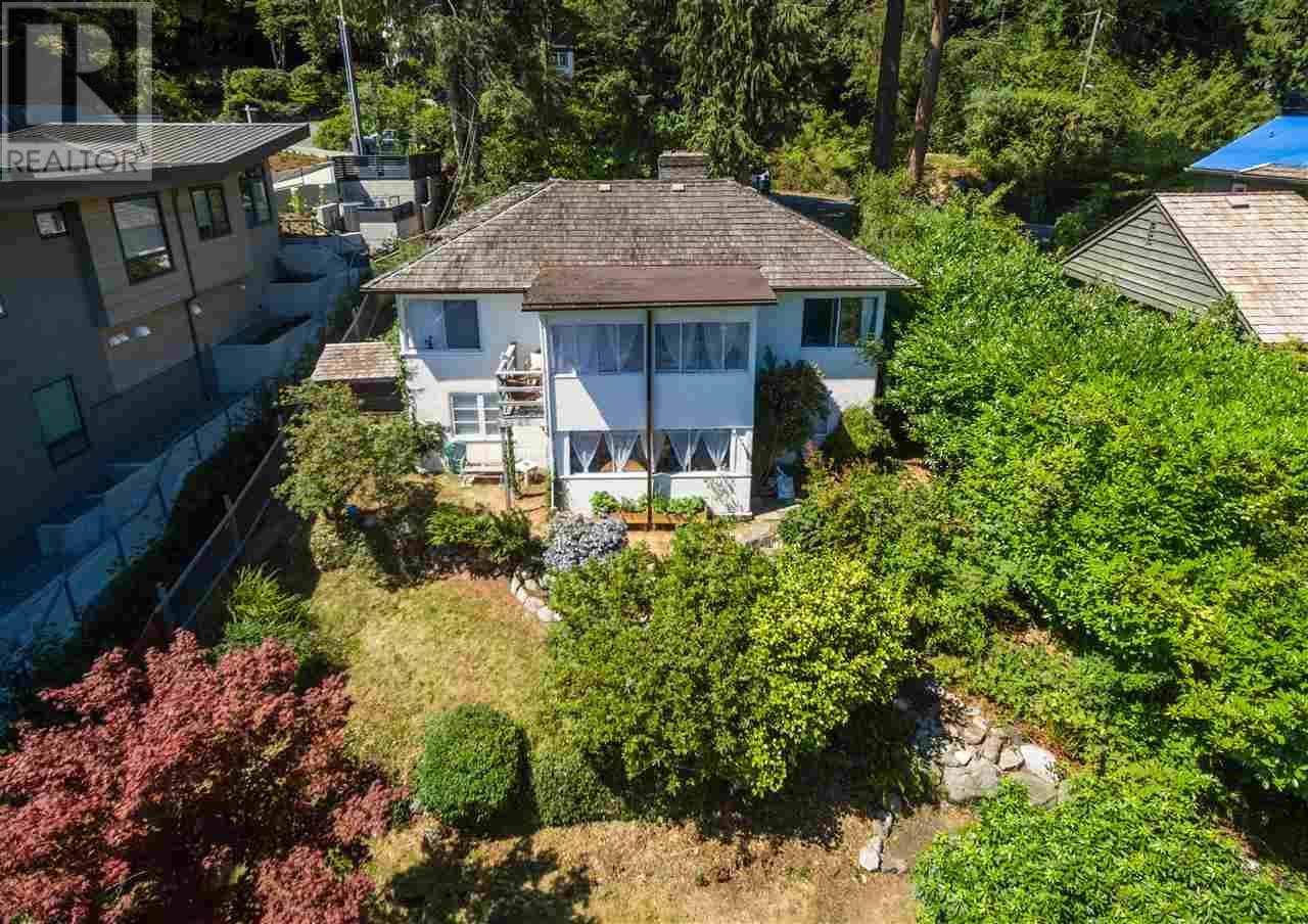 West Vancouver, BC V7V2M1,3548 CREERY AVENUE