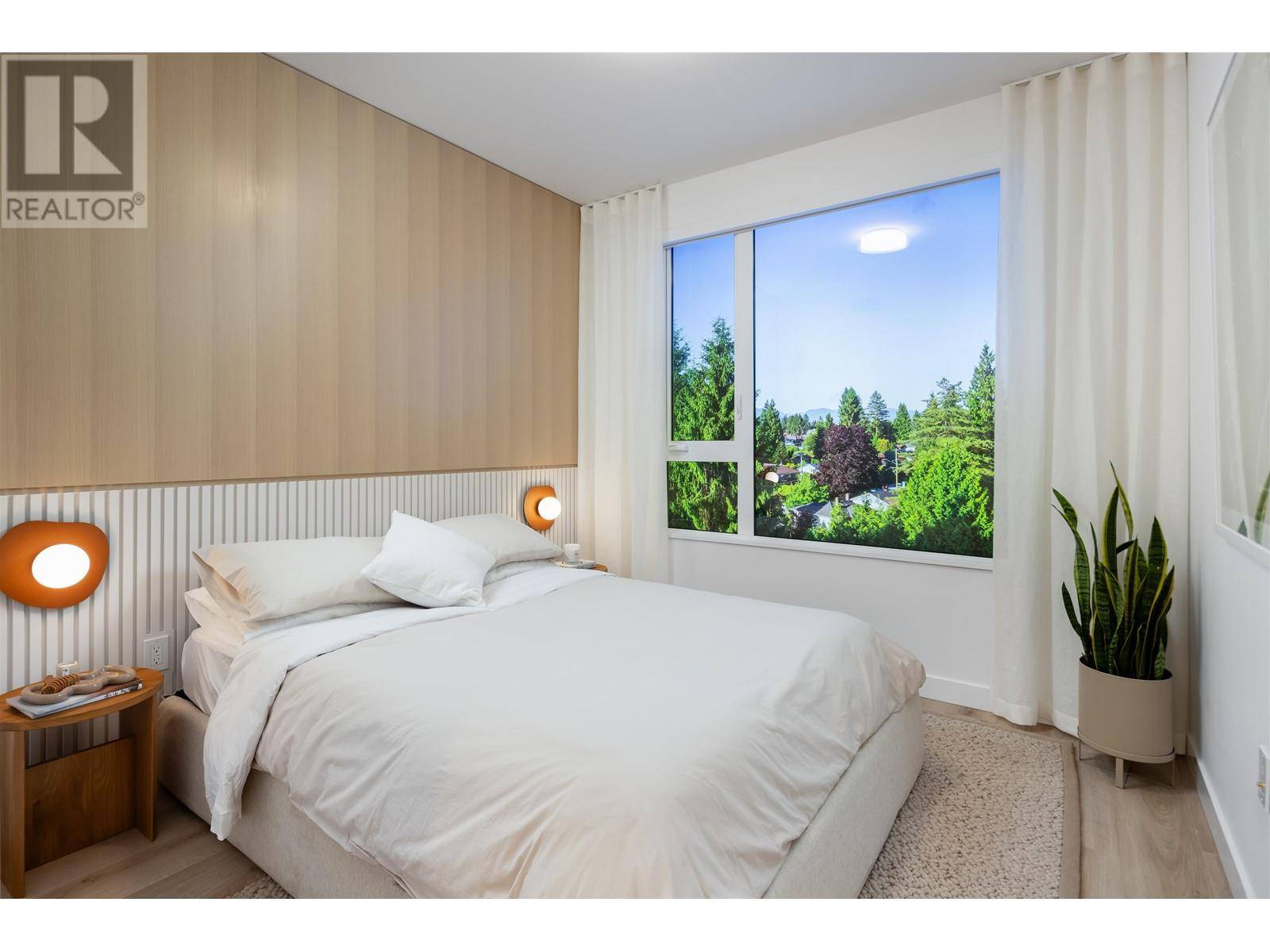 Coquitlam, BC V3J3Z5,588 HARRISON AVE #107