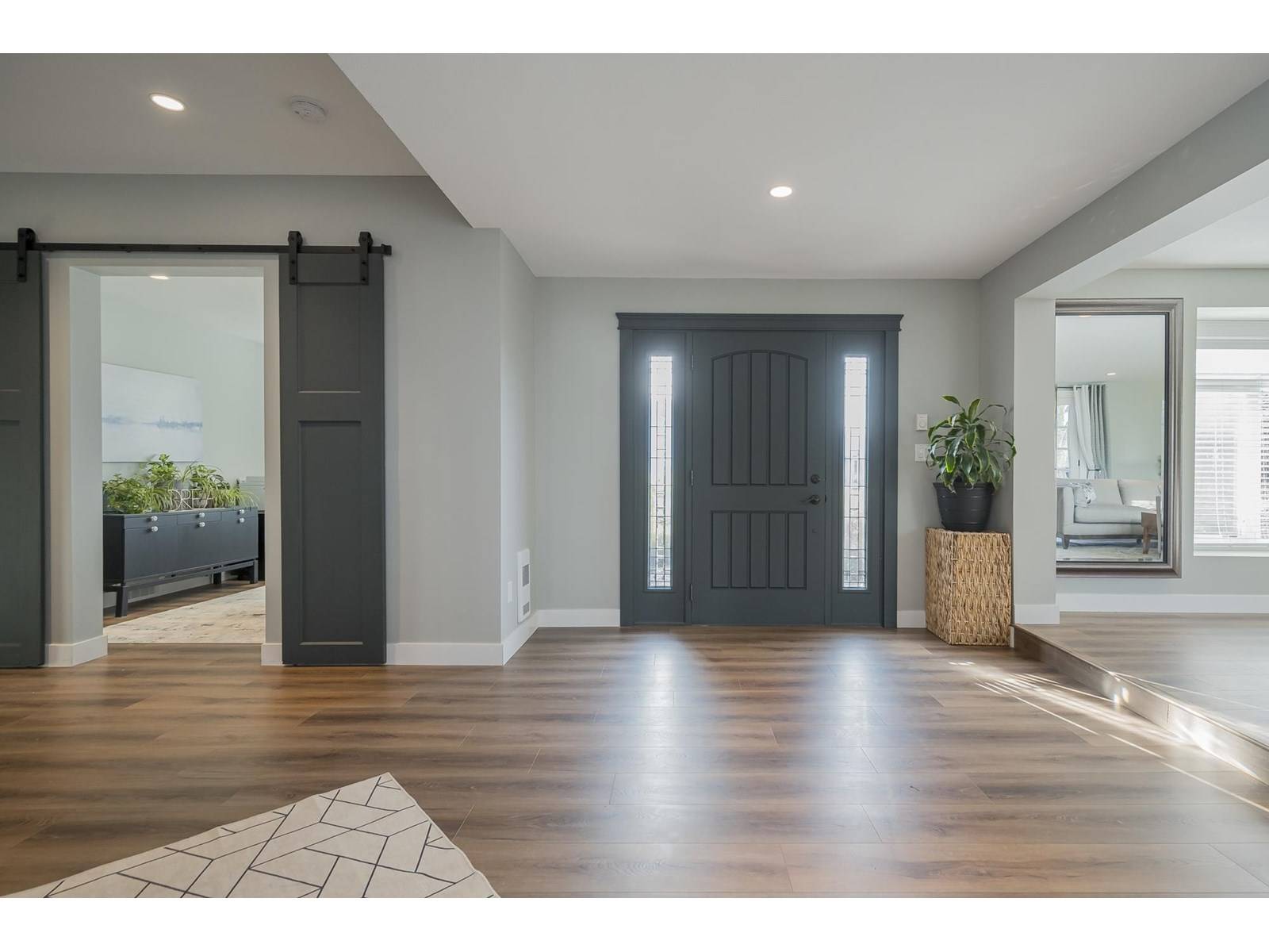 Chilliwack, BC V2R4L7,42919 SOUTH SUMAS ROAD|Greendale