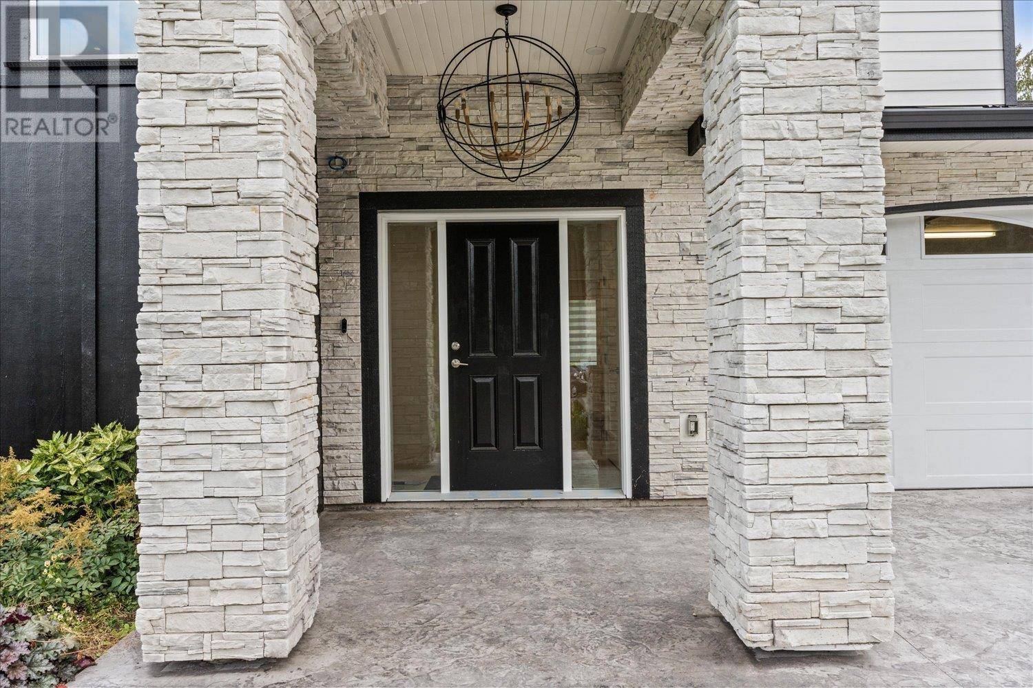 Maple Ridge, BC V2W1C2,12425 271 STREET