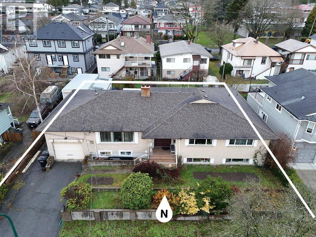 Vancouver, BC V5X1N8,753 E 55TH AVENUE