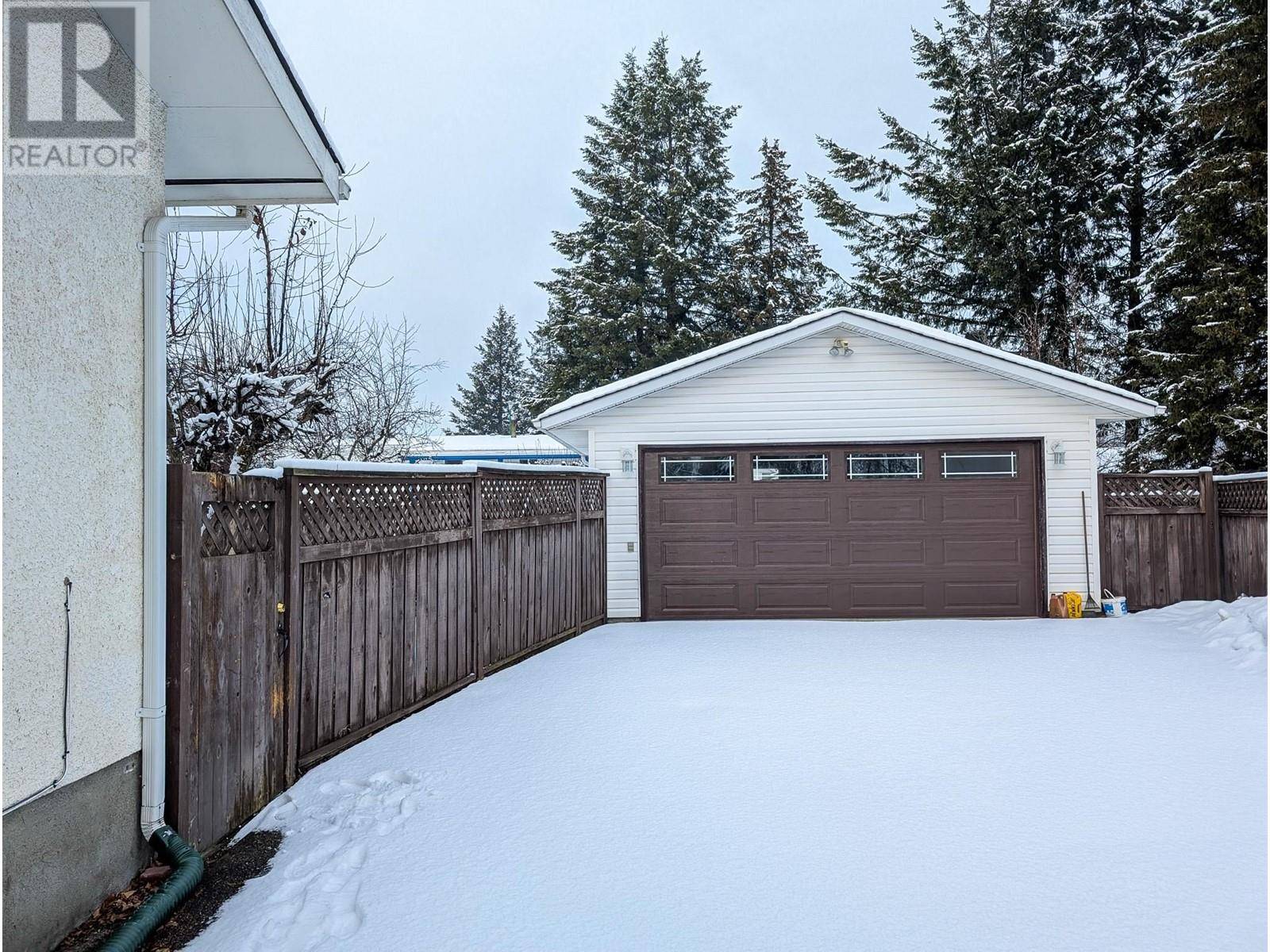 Prince George, BC V2M4S4,166 MCKINLEY CRESCENT