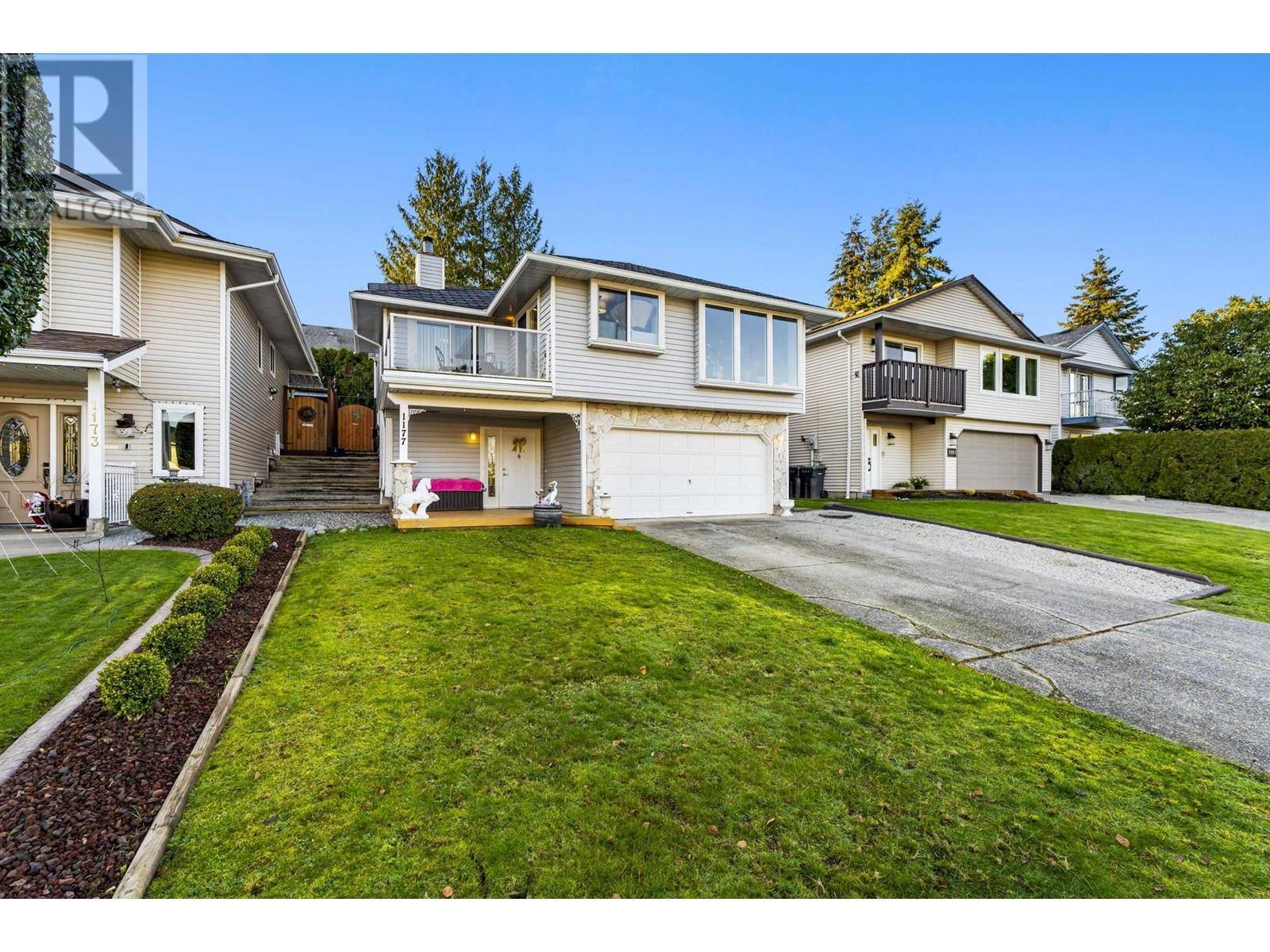 Port Coquitlam, BC V3C5H5,1177 YARMOUTH STREET