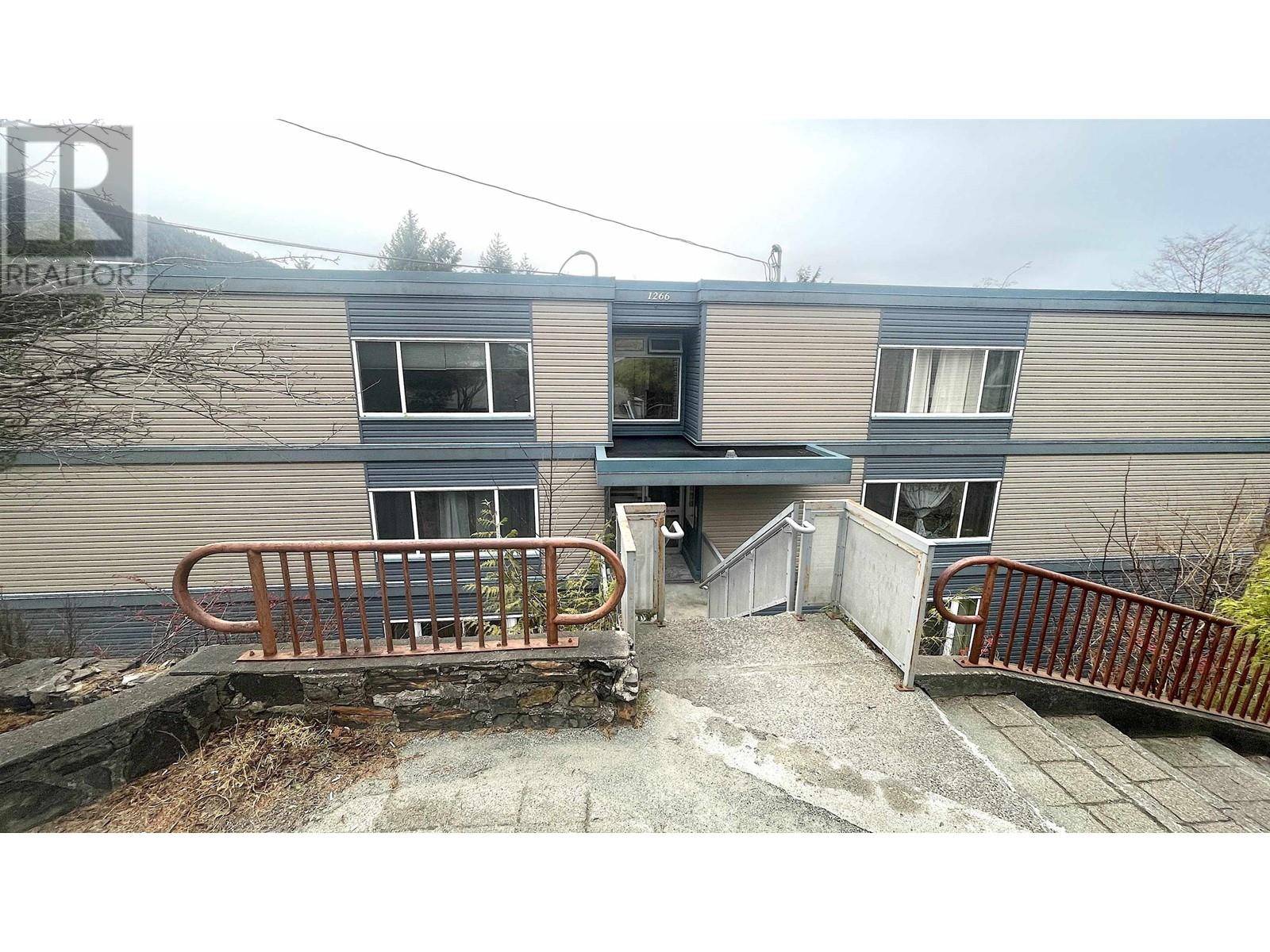 Prince Rupert, BC V8J2A5,1266 SUMMIT AVE #301