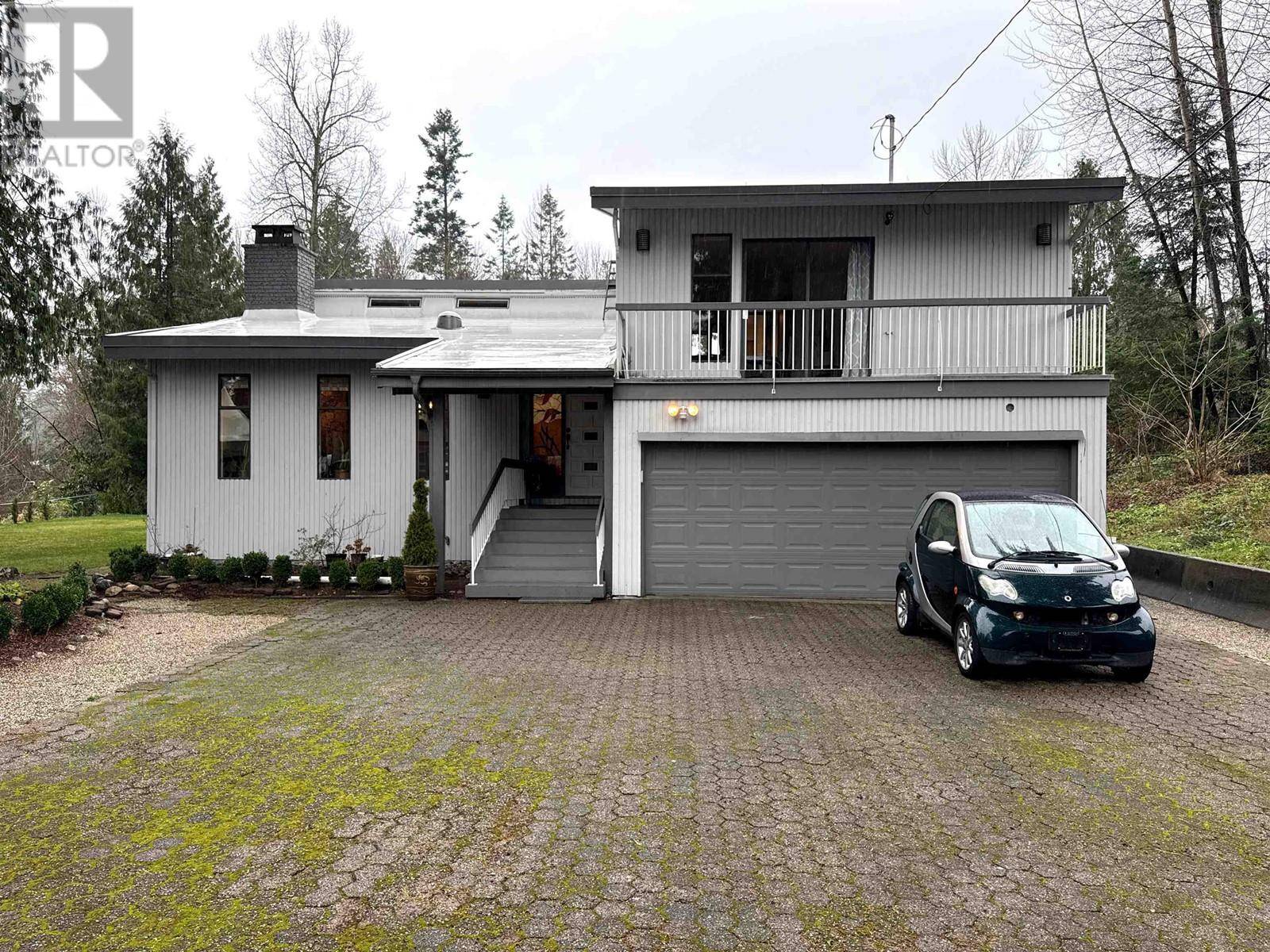 Maple Ridge, BC V2X6N6,12861 BARNSDALE STREET