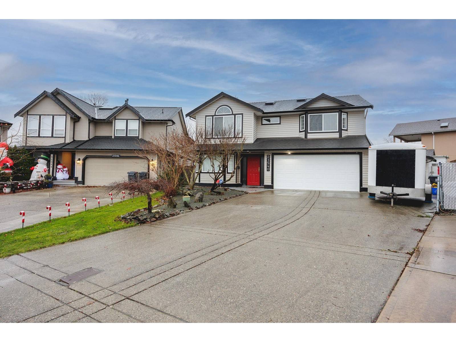 Langley, BC V3A8W4,21540 50A AVENUE