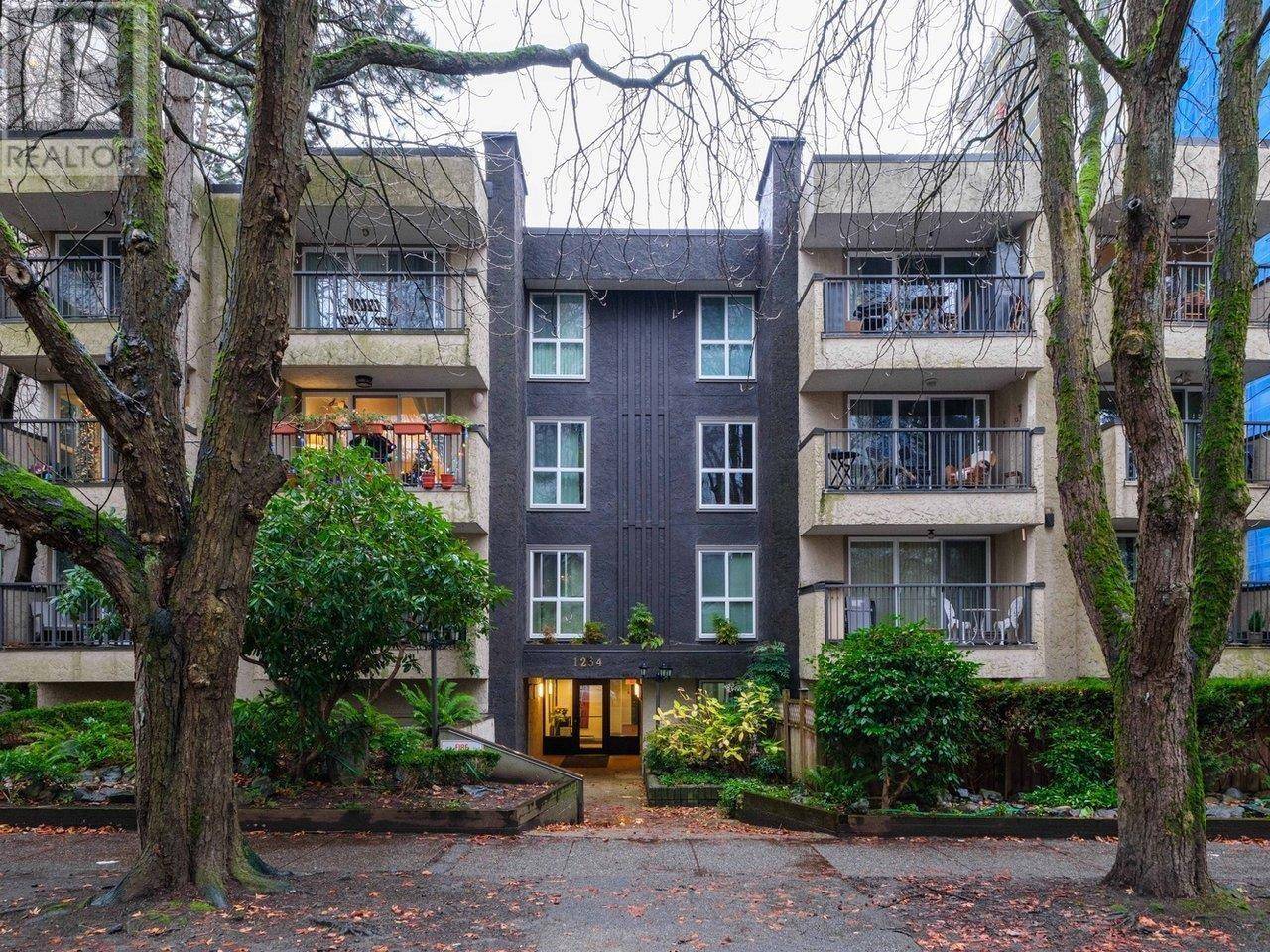 Vancouver, BC V6E1L6,1234 PENDRELL ST #304