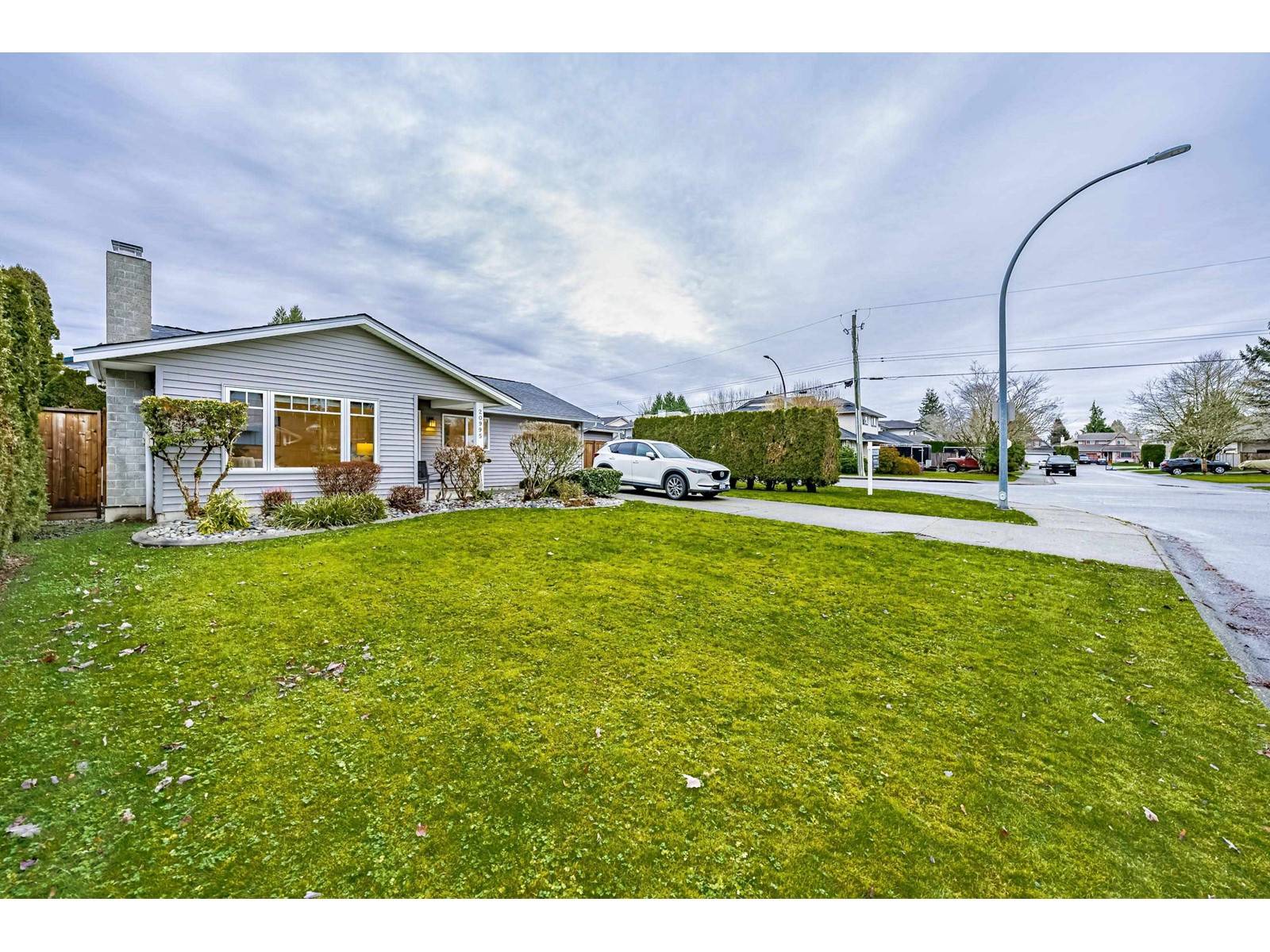 Langley, BC V1M2B4,20995 92 AVENUE