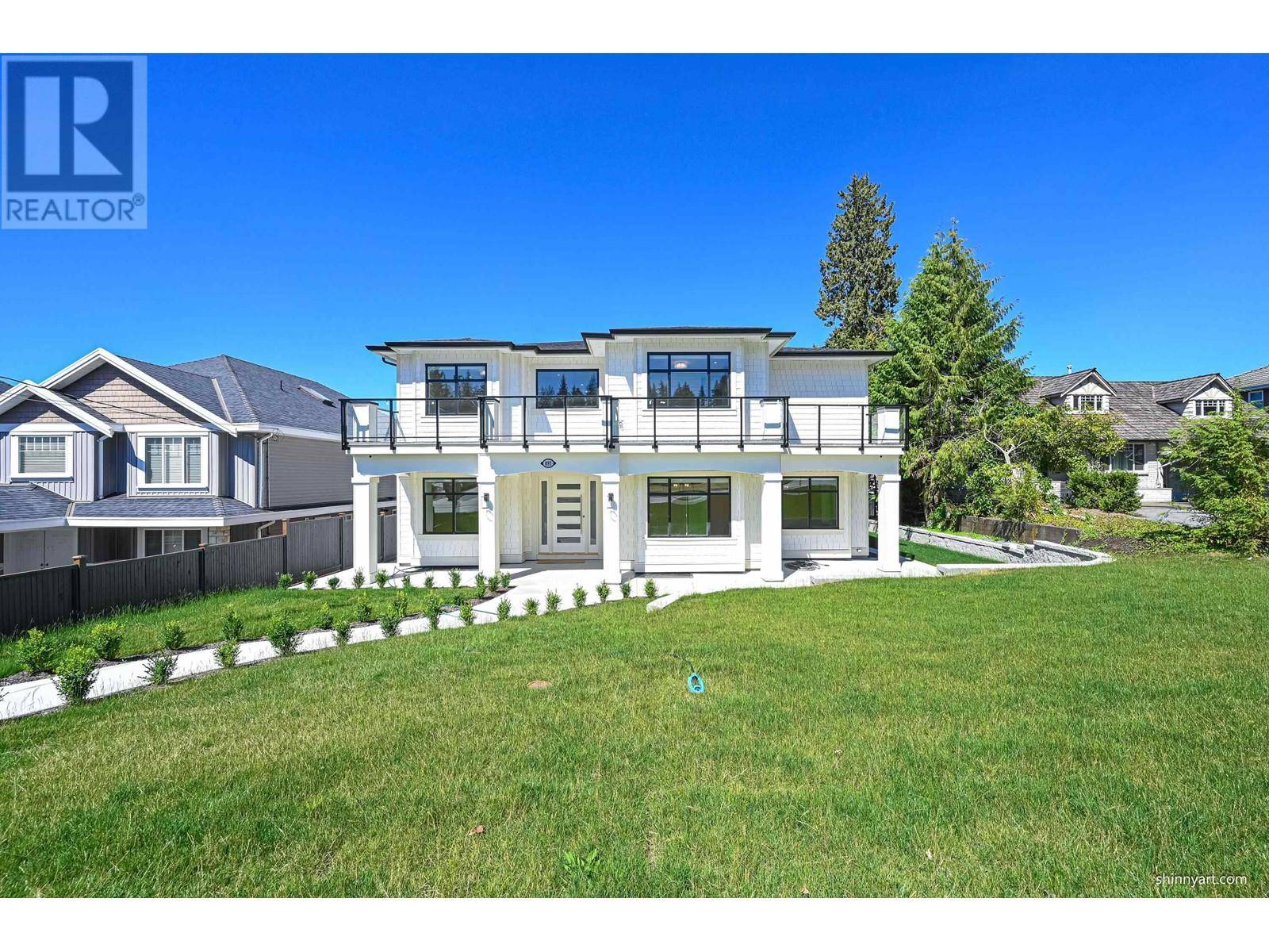 Coquitlam, BC V3J2S9,897 COTTONWOOD AVENUE