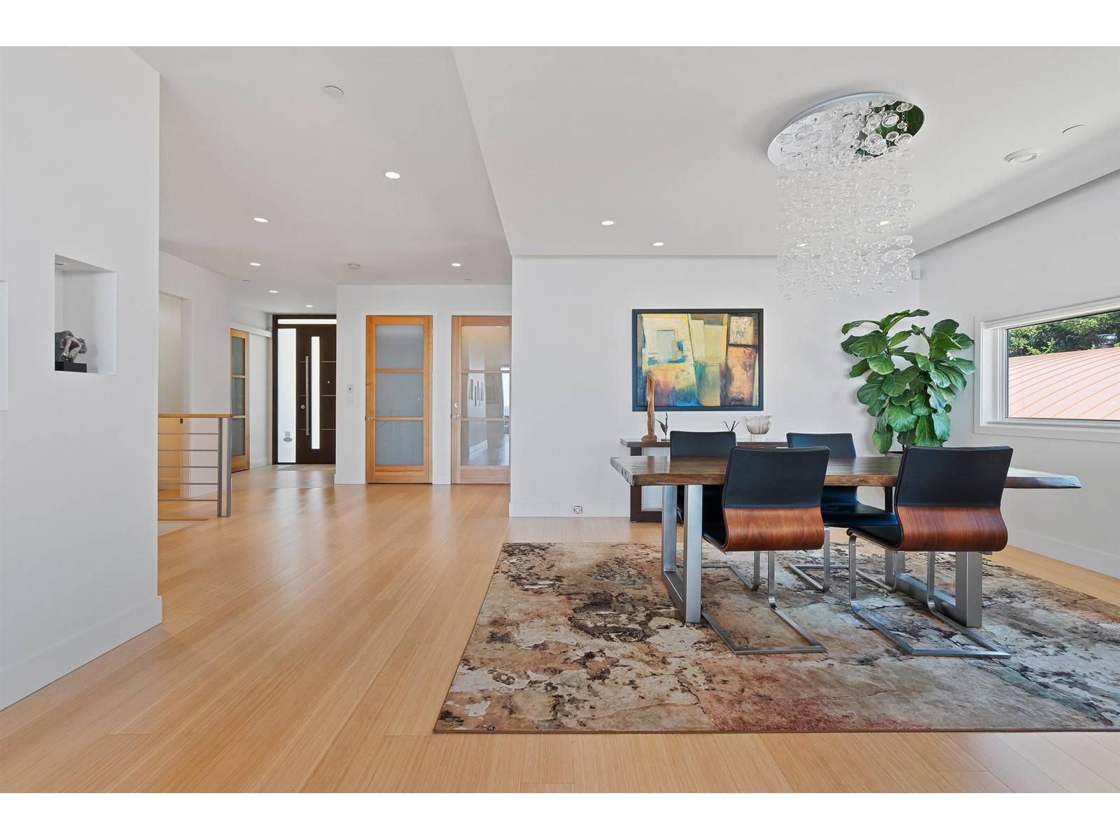 White Rock, BC V4B1B4,14501 MARINE DRIVE