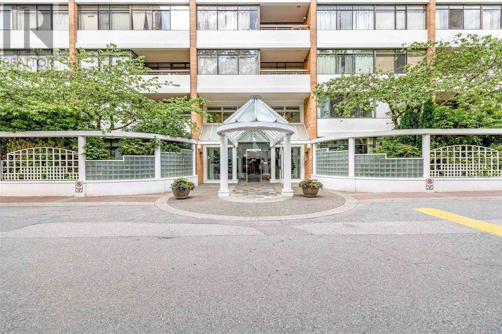 Richmond, BC V6Y1Y9,6611 MINORU BLVD #407