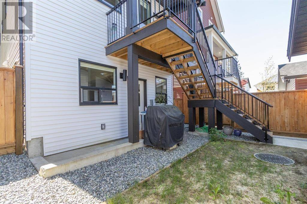 Maple Ridge, BC V2W0K6,25065 112 AVENUE