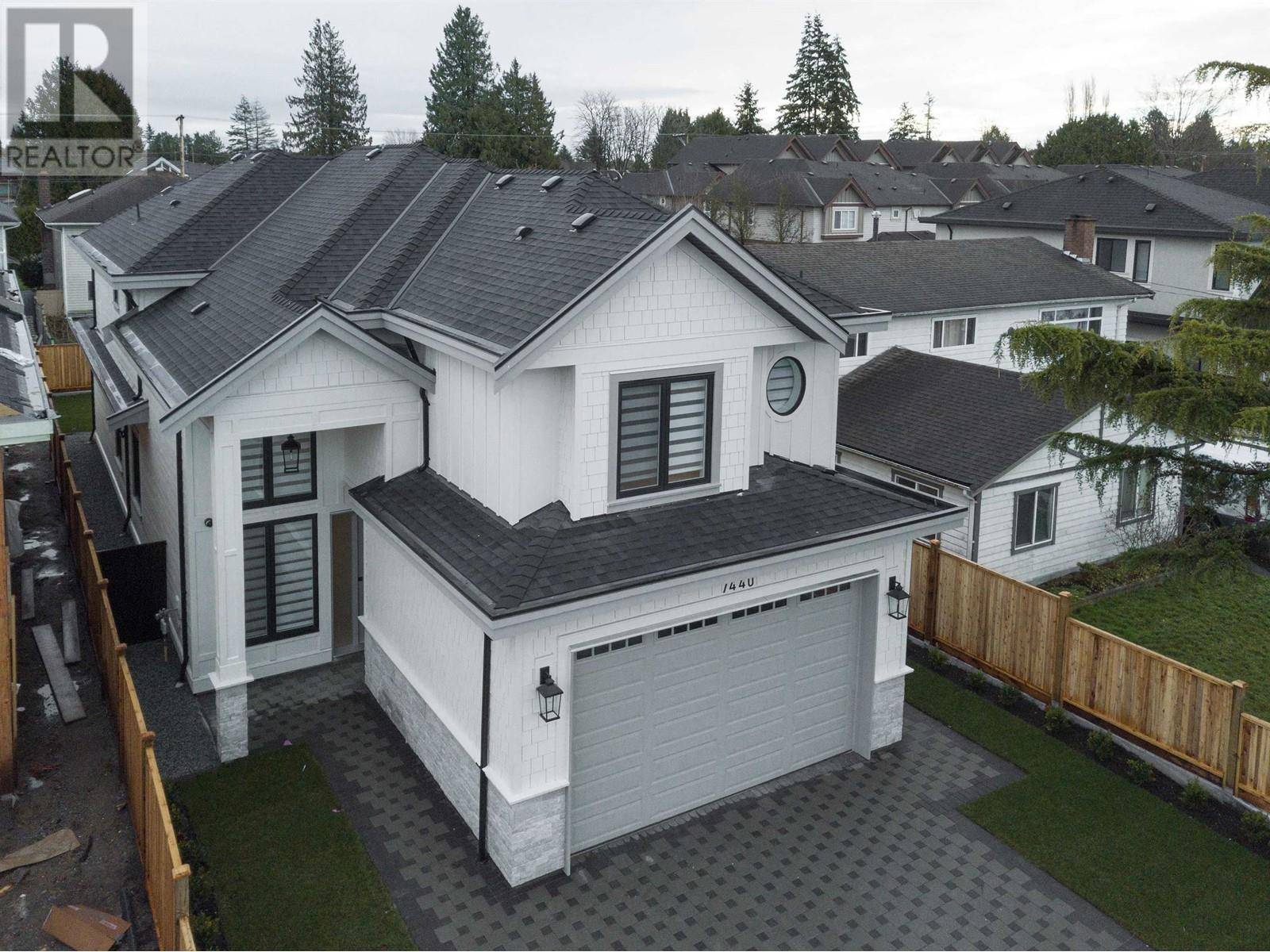 Richmond, BC V7C4B5,7440 LANGTON ROAD