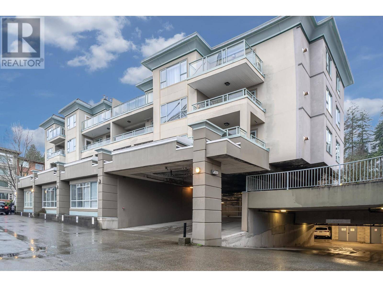 North Vancouver, BC V7P3R3,1085 West 17TH ST #308