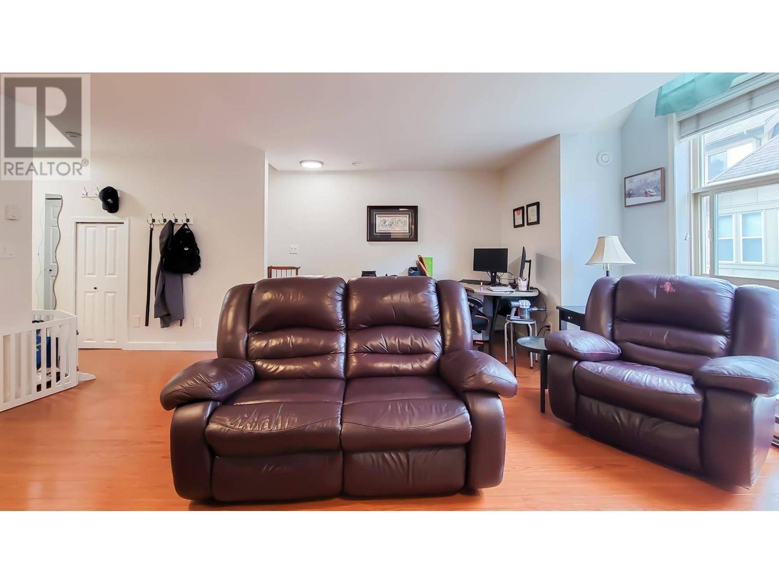 Port Coquitlam, BC V3C1V2,2378 RINDALL AVE #21