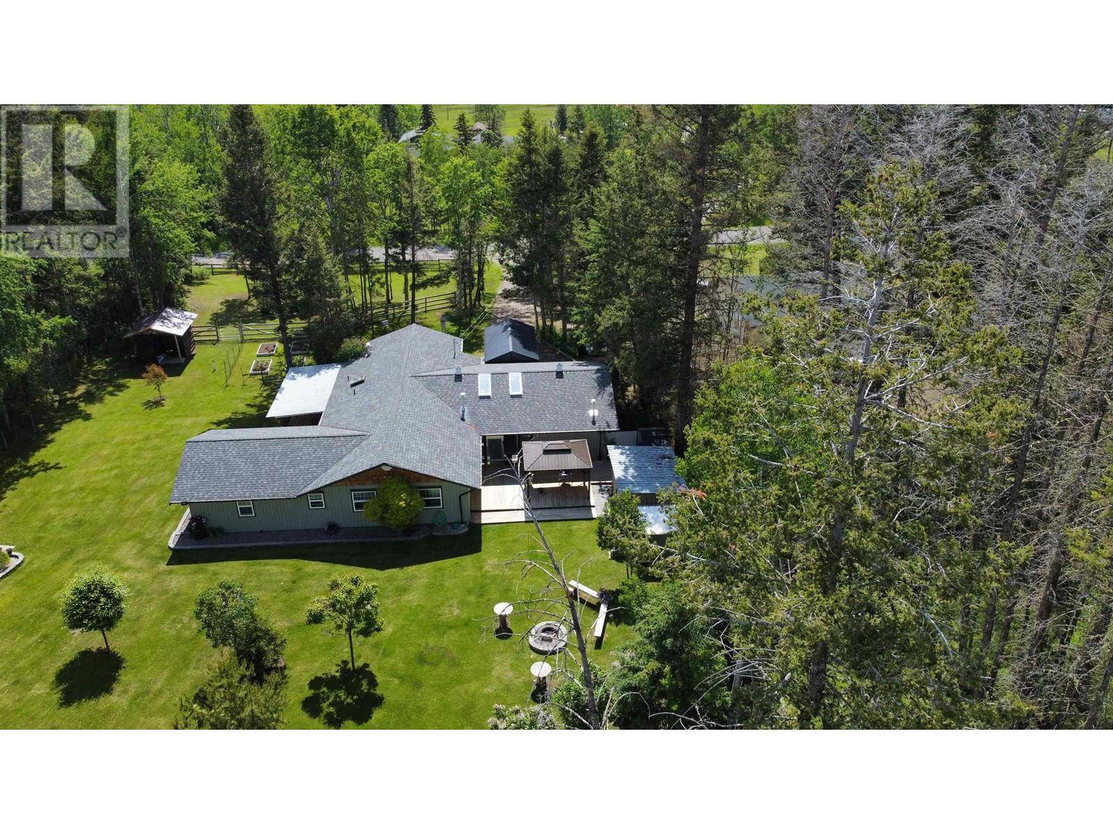 108 Mile Ranch, BC V0K2Z0,4945 GLOINNZUN DRIVE