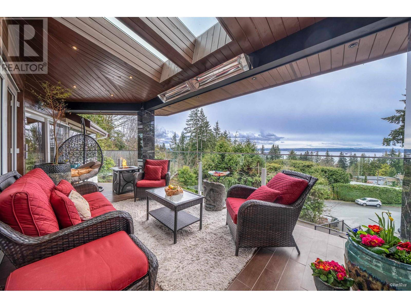 West Vancouver, BC V7S3C3,2939 ALTAMONT PLACE