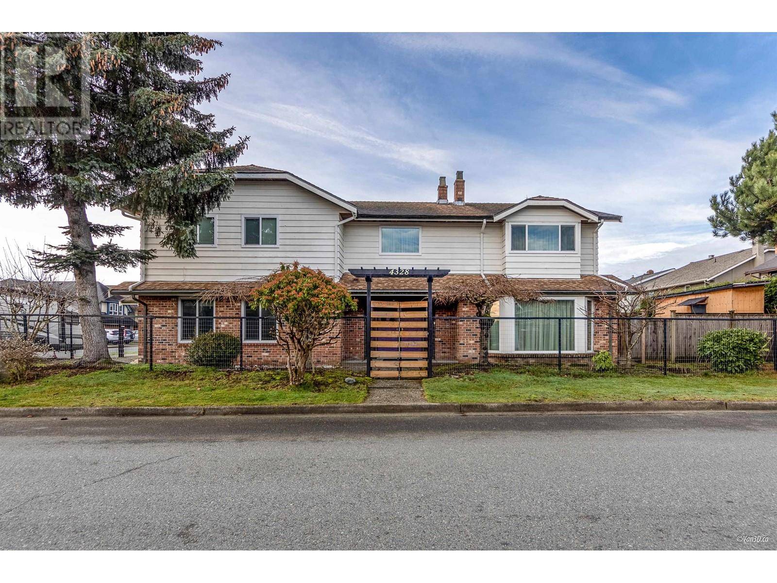 Richmond, BC V7E5P8,4328 FORTUNE AVENUE