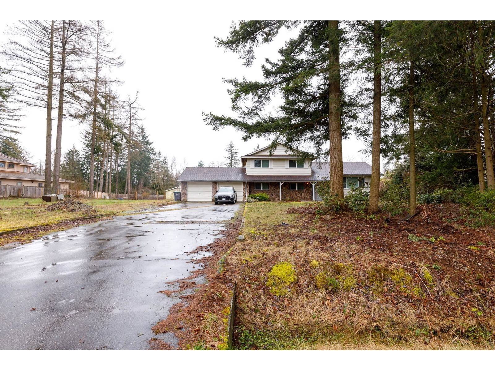 Surrey, BC V3Z9Z2,16930 23 AVENUE