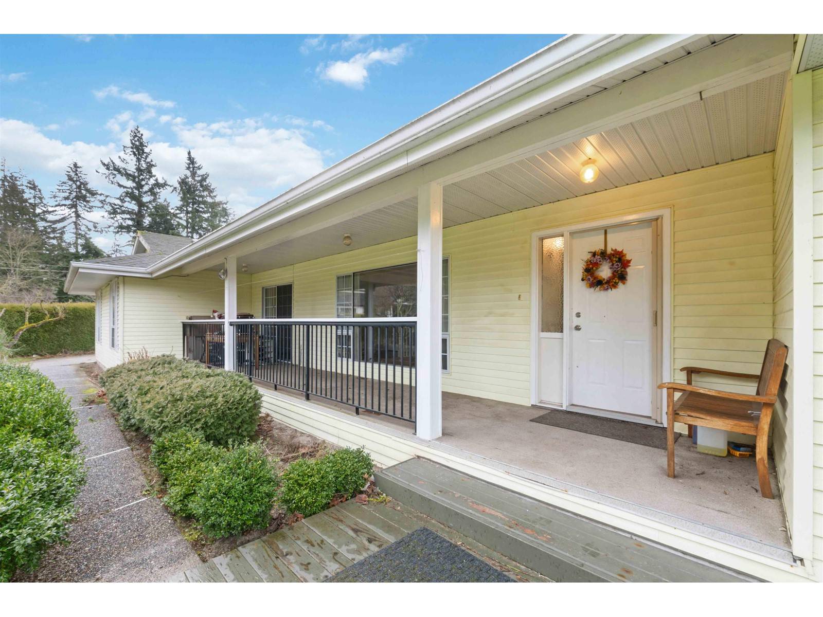 Surrey, BC V3Z0A4,17083 26 AVENUE