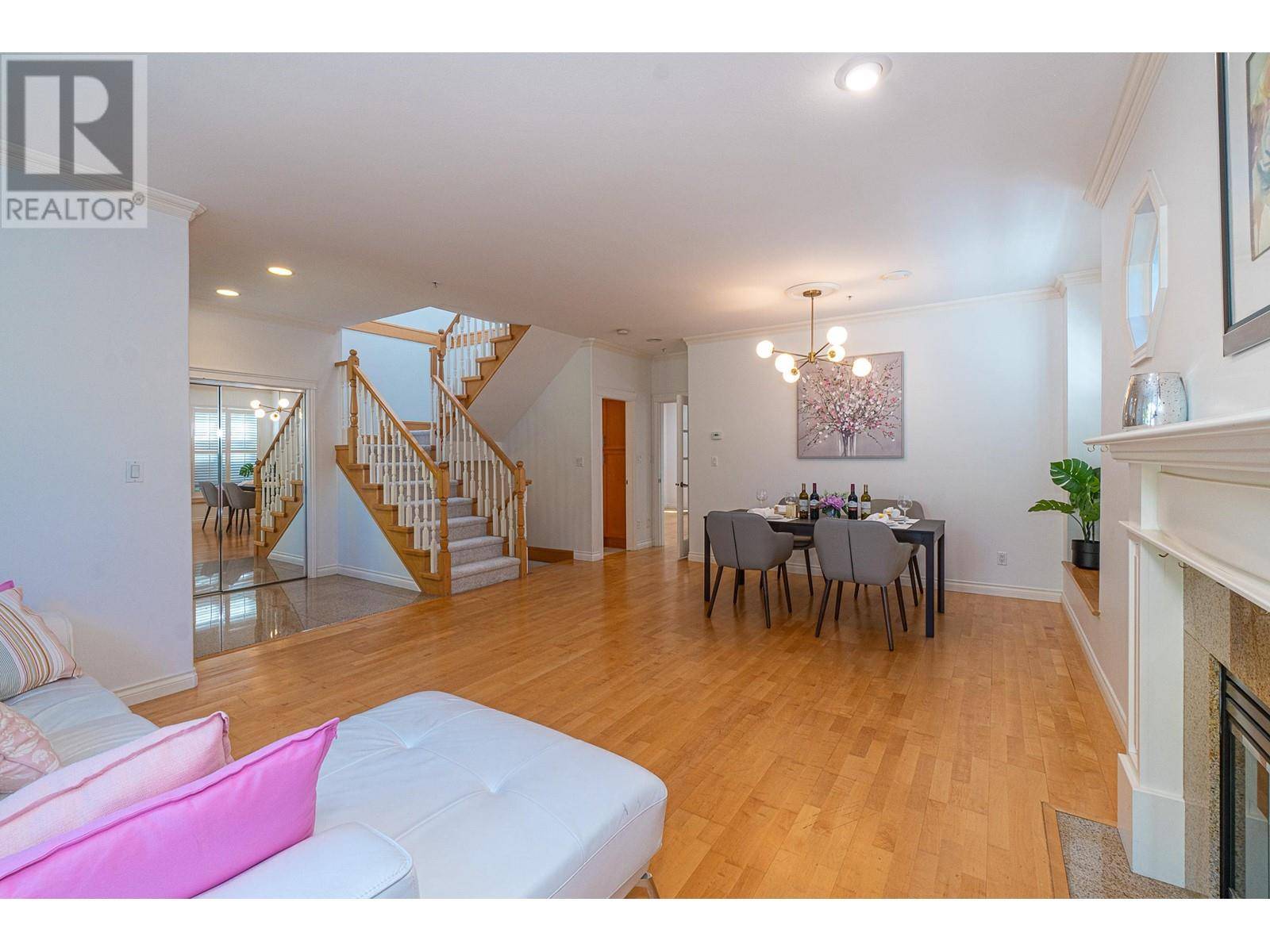 Vancouver, BC V6L1E5,2818 W 19TH AVENUE