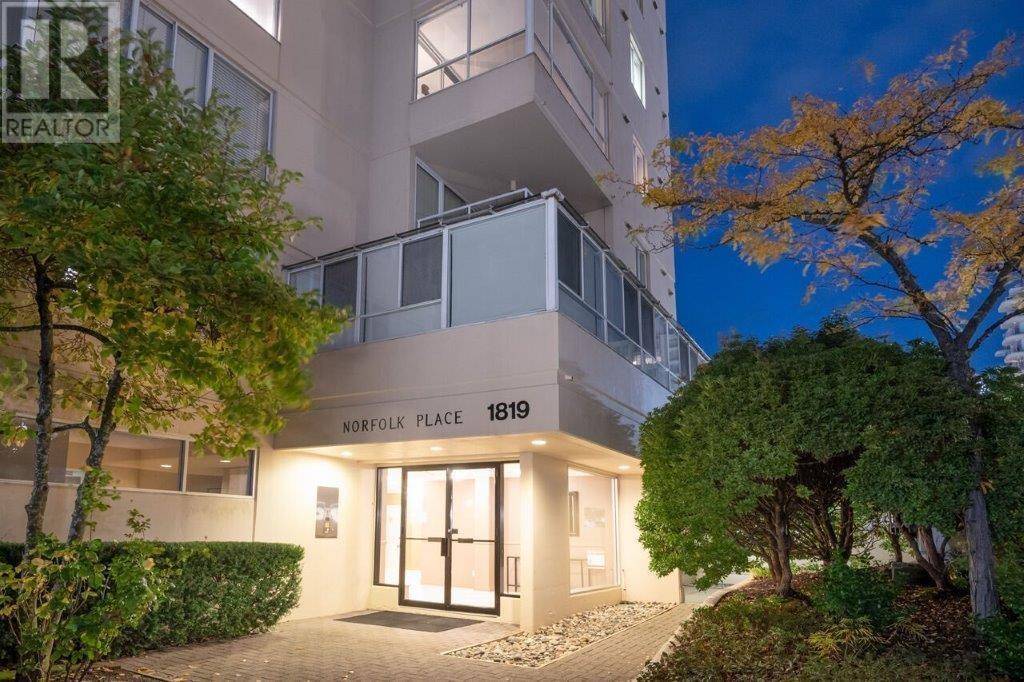 West Vancouver, BC V7V1B2,1819 BELLEVUE AVE #400