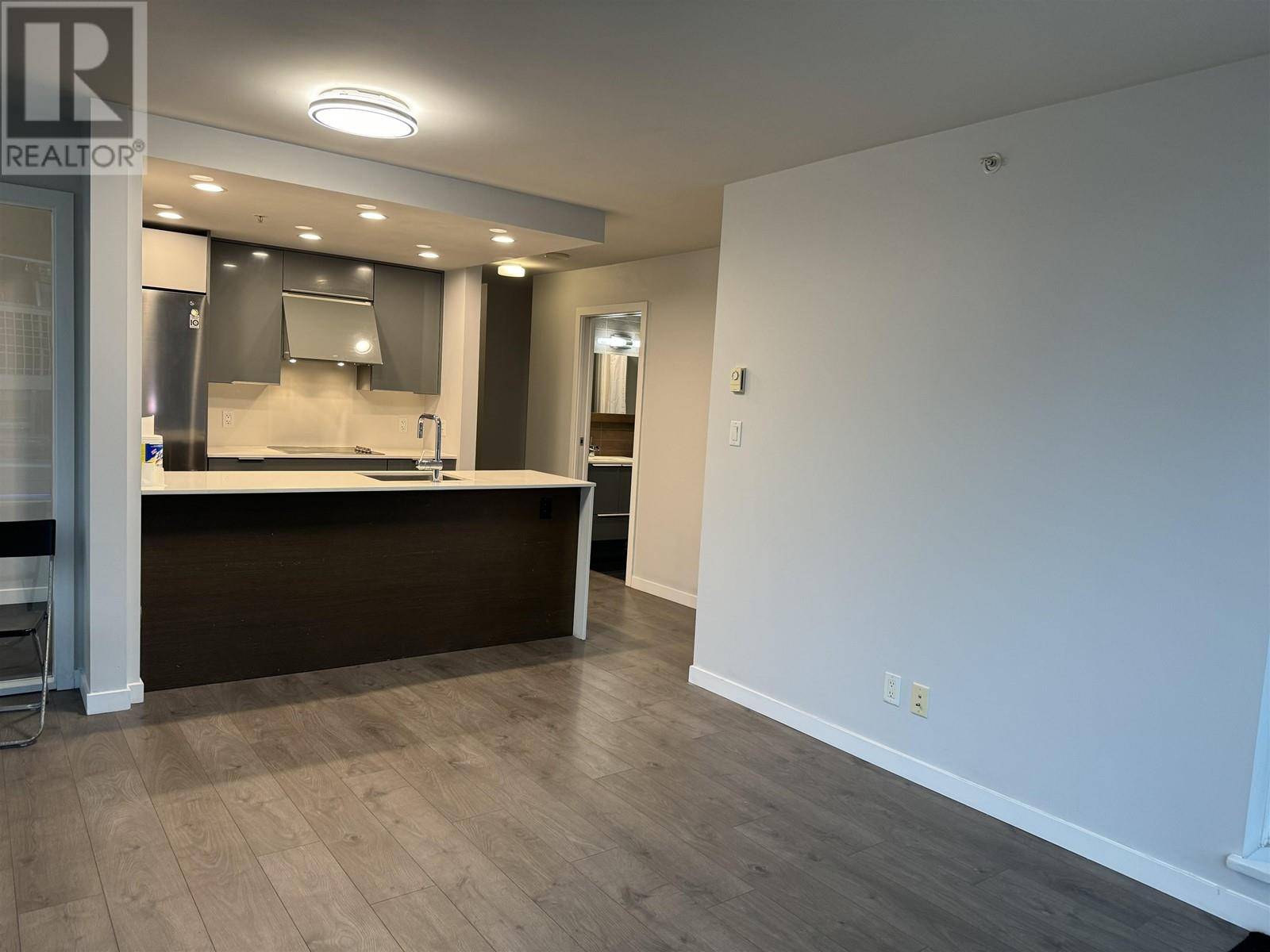 Vancouver, BC V6B0K9,161 West GEORGIA ST #1009