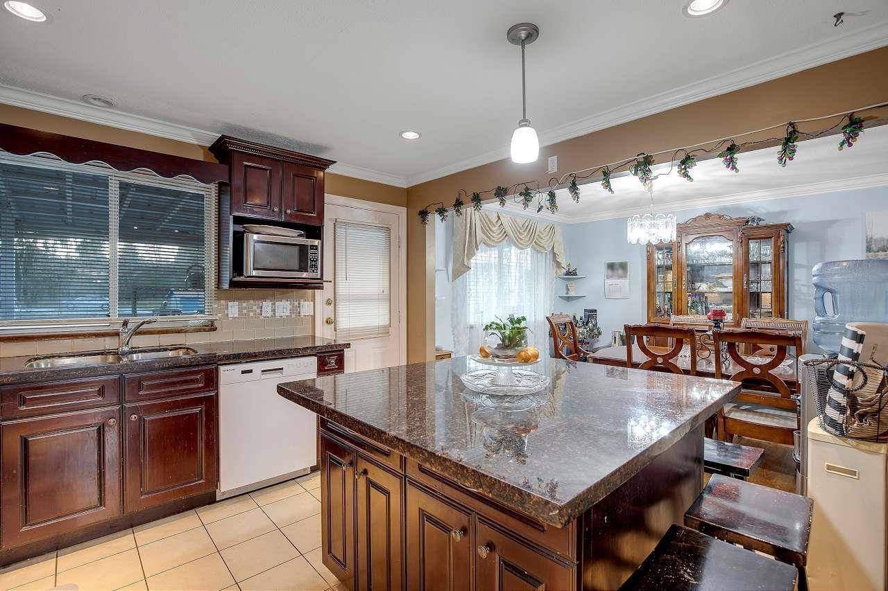 Surrey, BC V4N2X8,8825 160 STREET