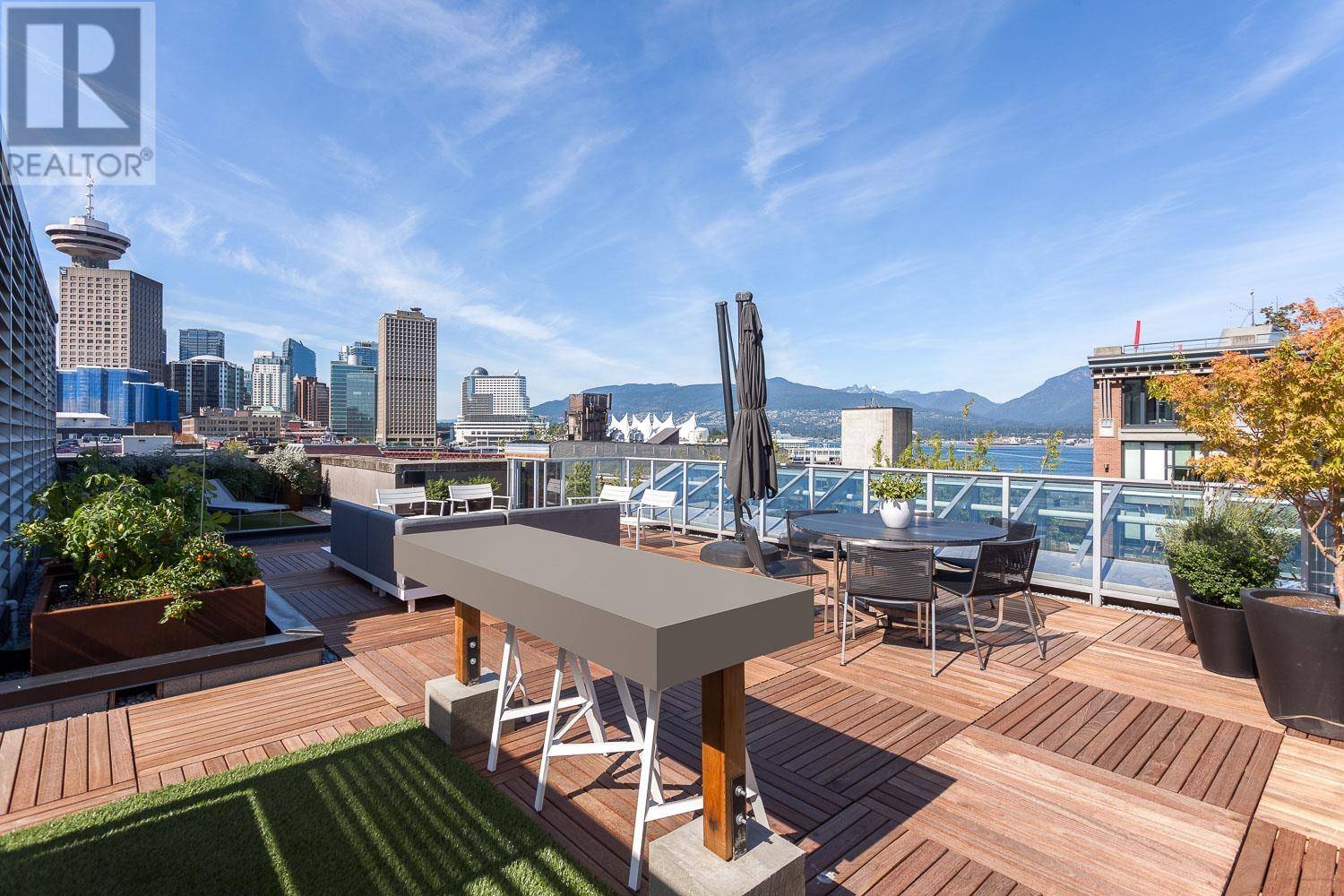 Vancouver, BC V6B0B7,36 WATER ST #701