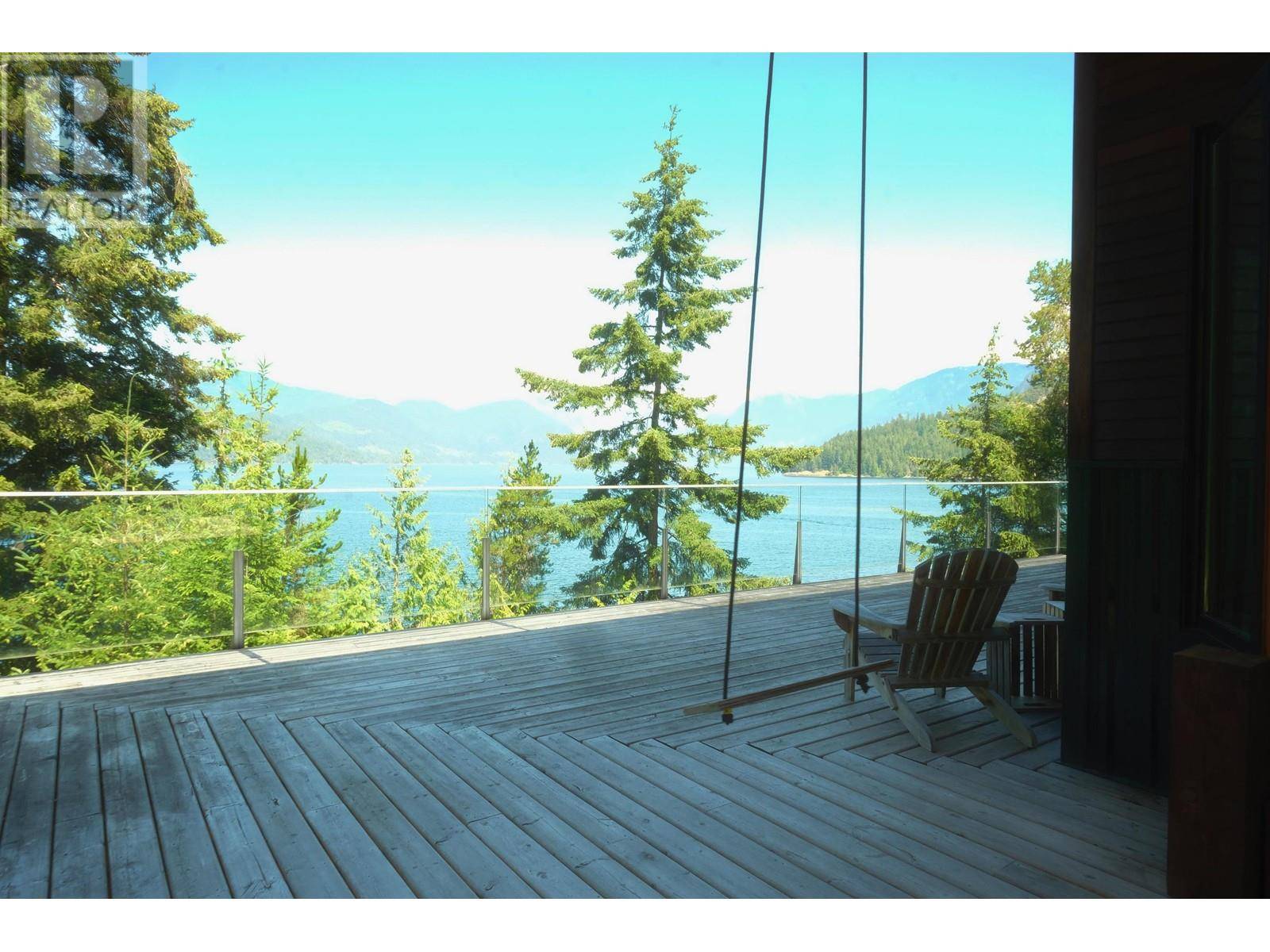 Egmont, BC V0N1N0,6290 MAPLE ROAD