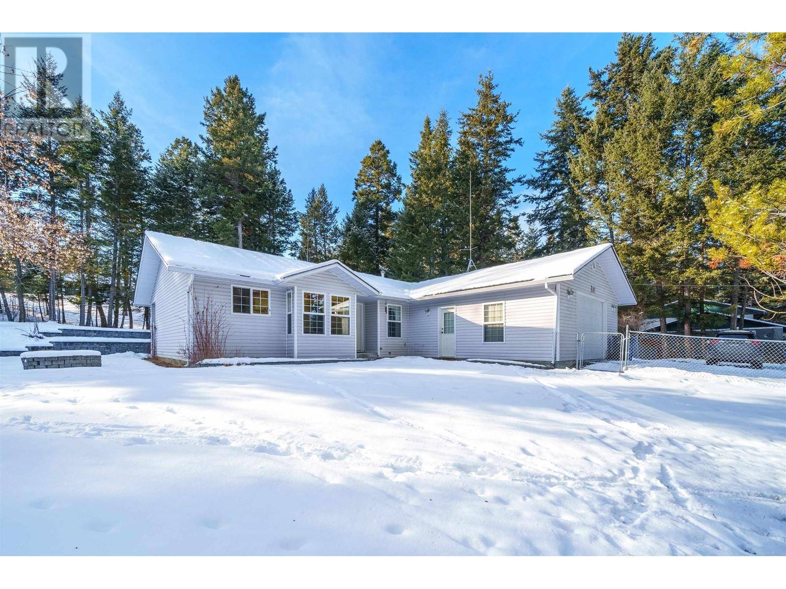 108 Mile Ranch, BC V0K2Z0,5091 EASZEE DRIVE