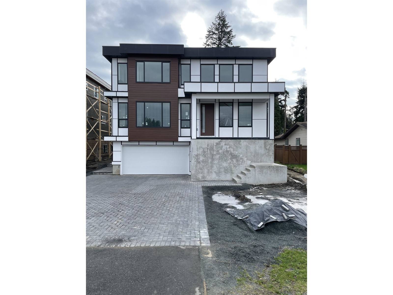 Langley, BC V3A3L9,20884 48 AVENUE