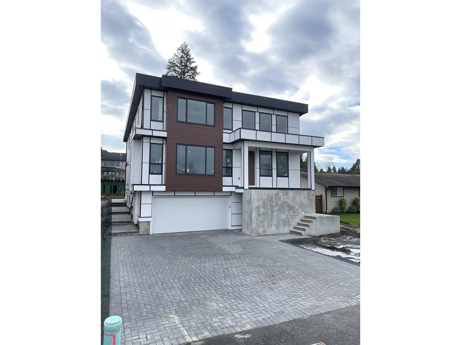 Langley, BC V3A3L9,20884 48 AVENUE