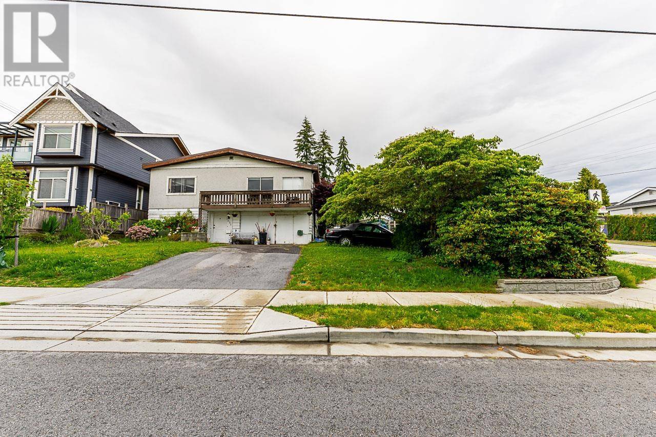 Coquitlam, BC V3K2N7,1031 STEWART AVENUE