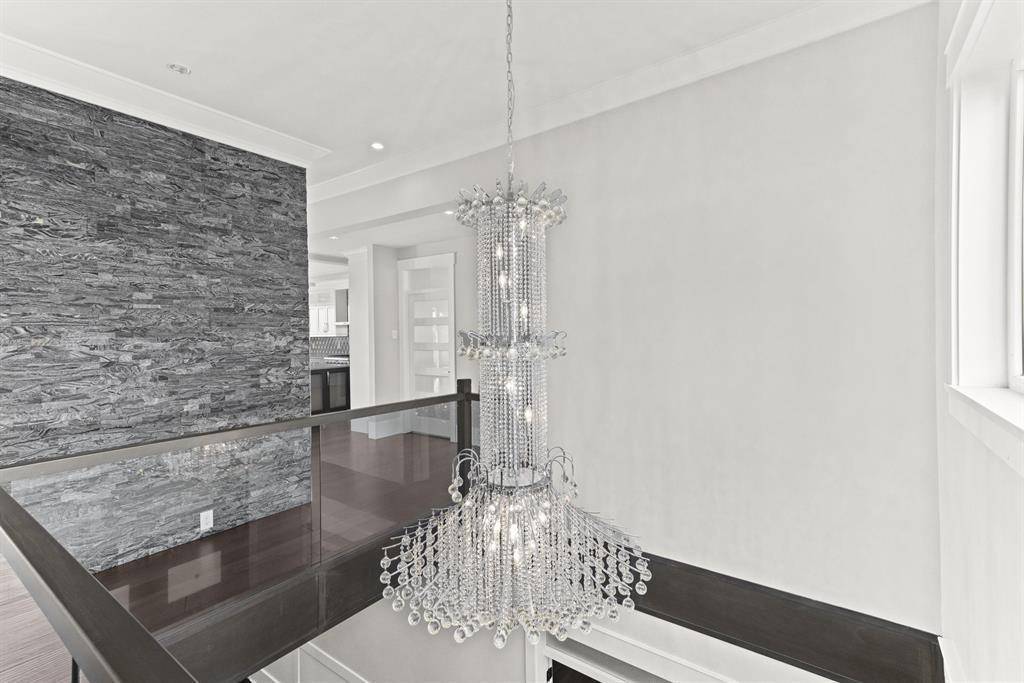 White Rock, BC V4B3A8,14430 MANN PARK CRESCENT
