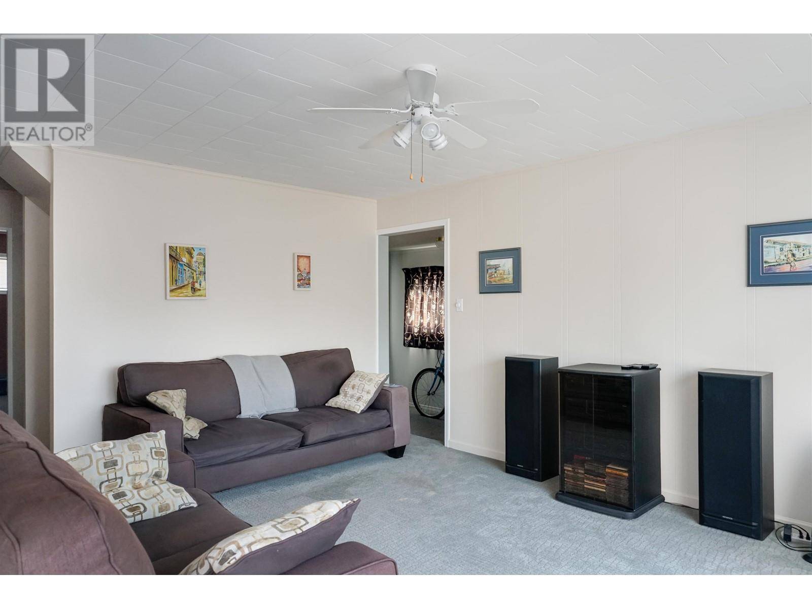 Kitimat, BC V8C1T3,31 FULMAR STREET