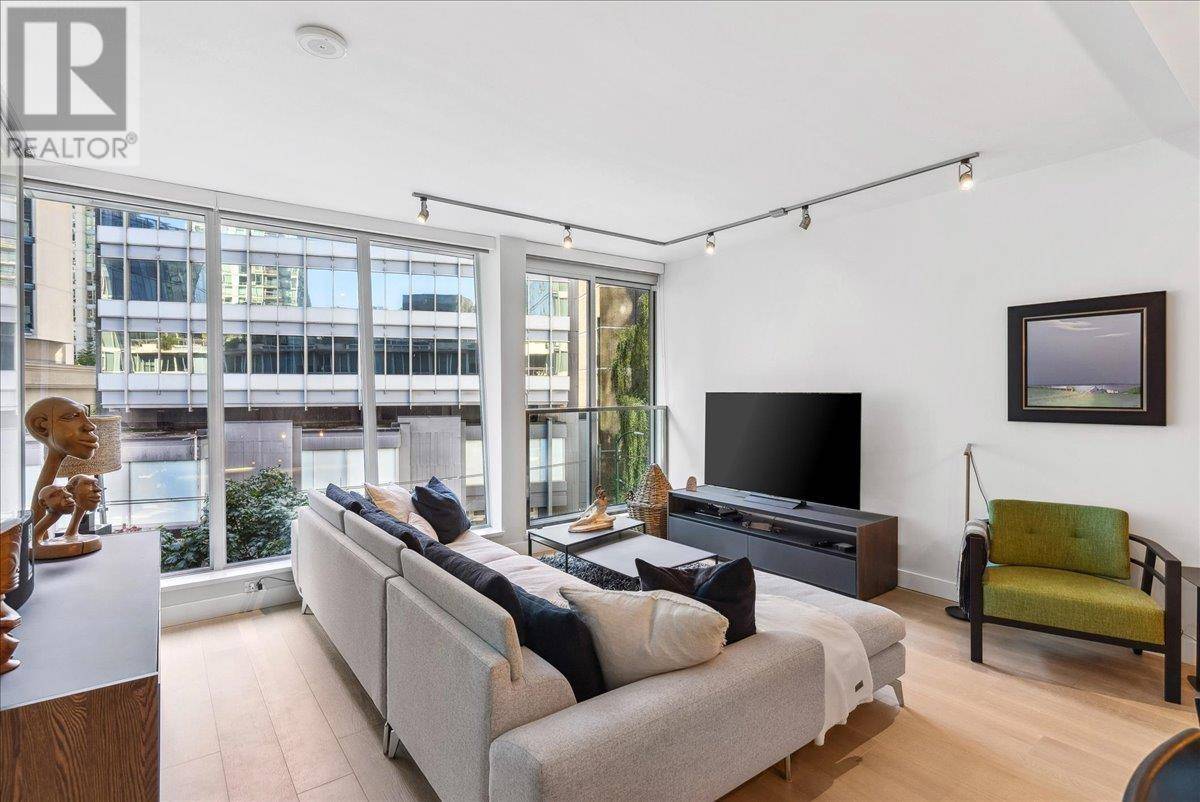 Vancouver, BC V6G2S3,1477 West PENDER ST #402