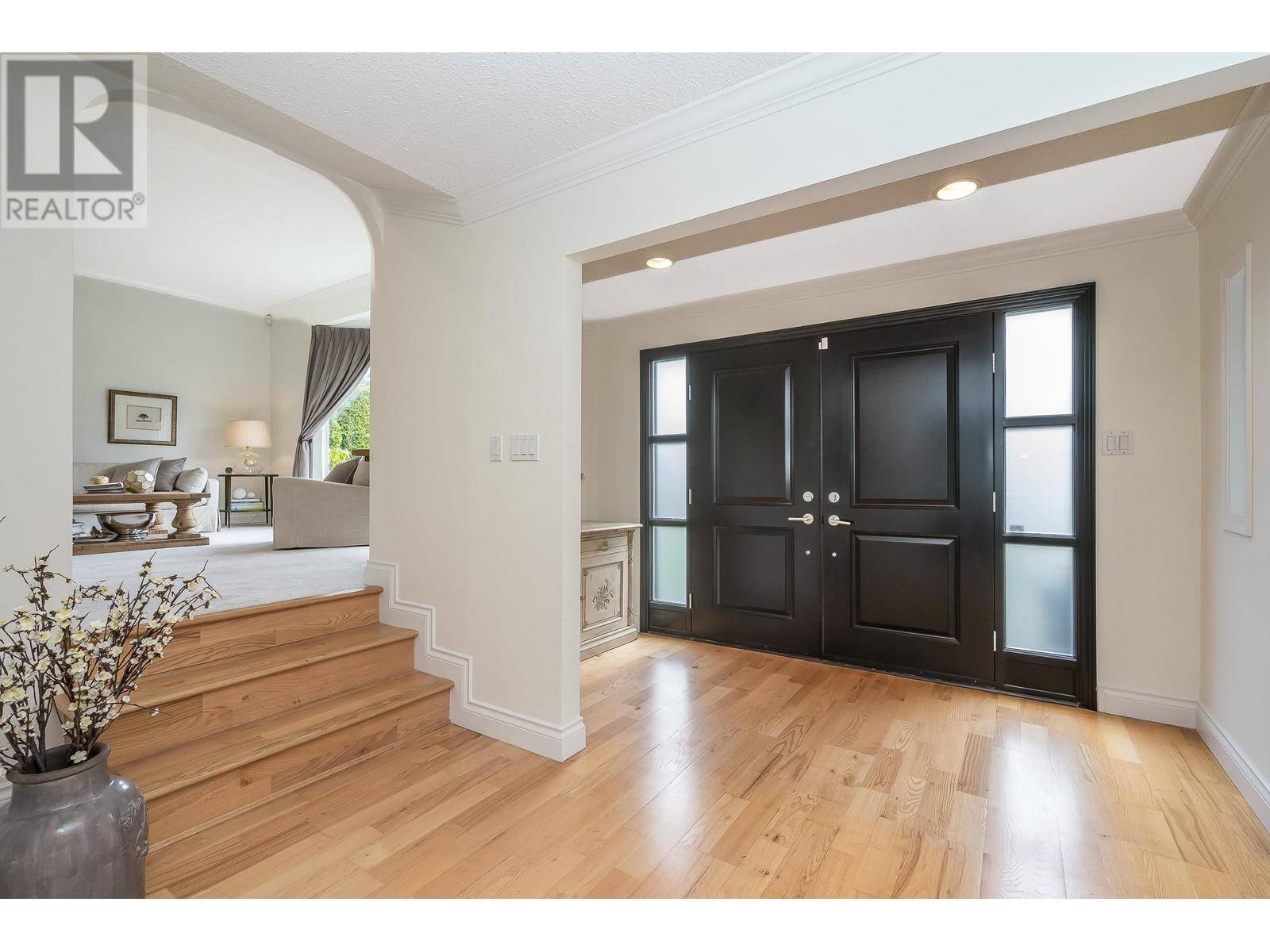 Delta, BC V4M2V7,515 ERIN PLACE