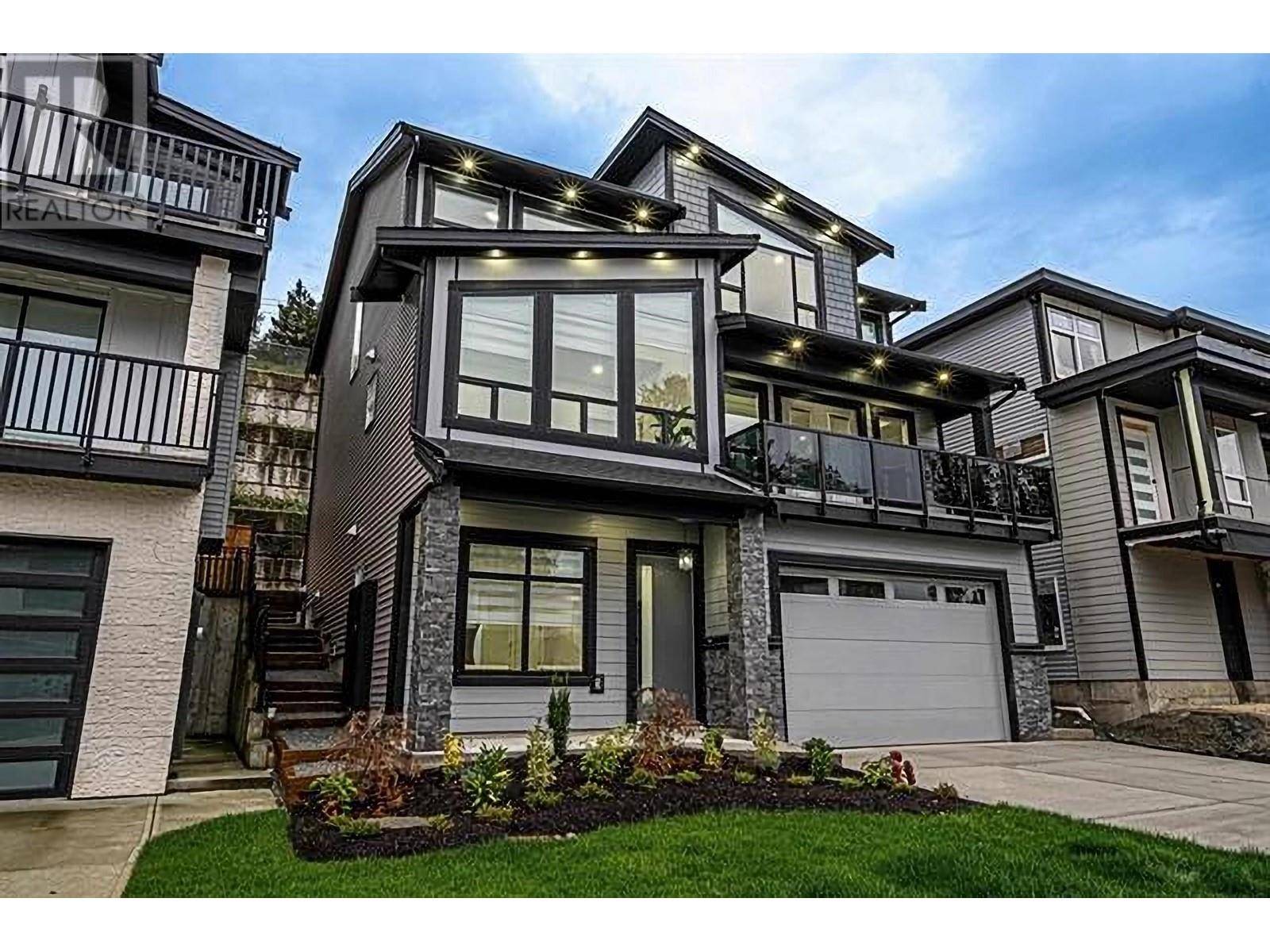 Maple Ridge, BC V2W0K3,10516 MCVEETY STREET