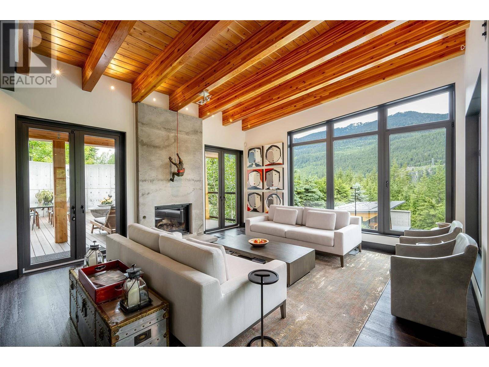 Whistler, BC V8E0A2,1563 SPRING CREEK DRIVE