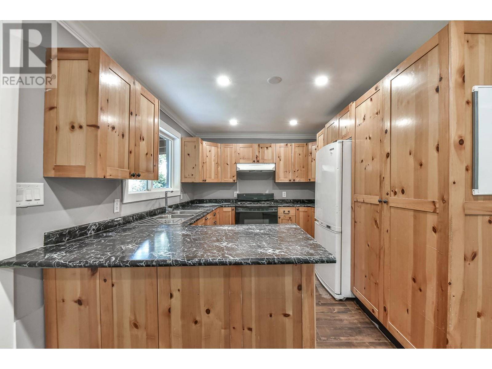Maple Ridge, BC V2W1K9,9707 287 STREET