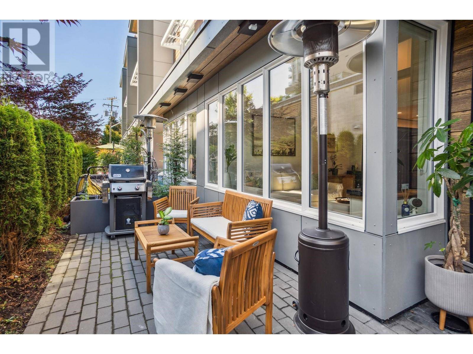 North Vancouver, BC V7P0E1,2060 CURLING RD #105