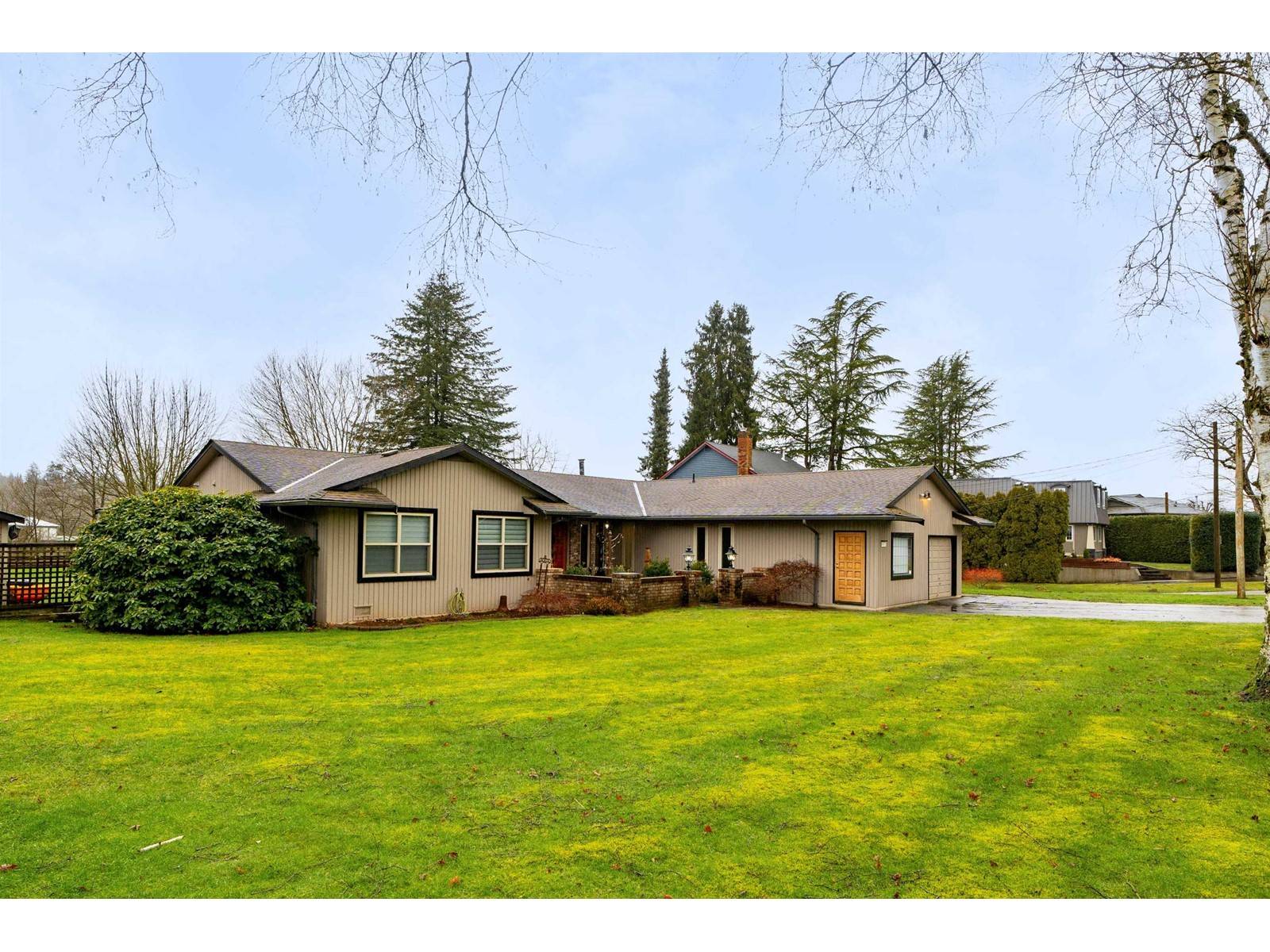 Langley, BC V1M3T1,8877 WRIGHT STREET