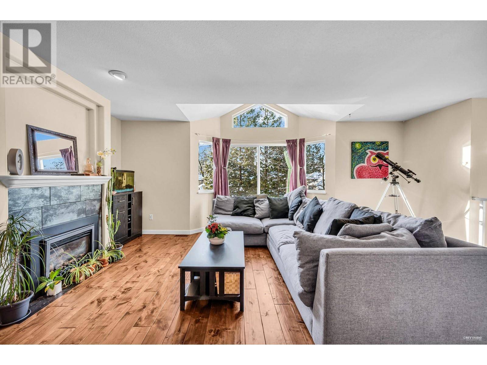 Port Moody, BC V3H4W6,101 PARKSIDE DR #163