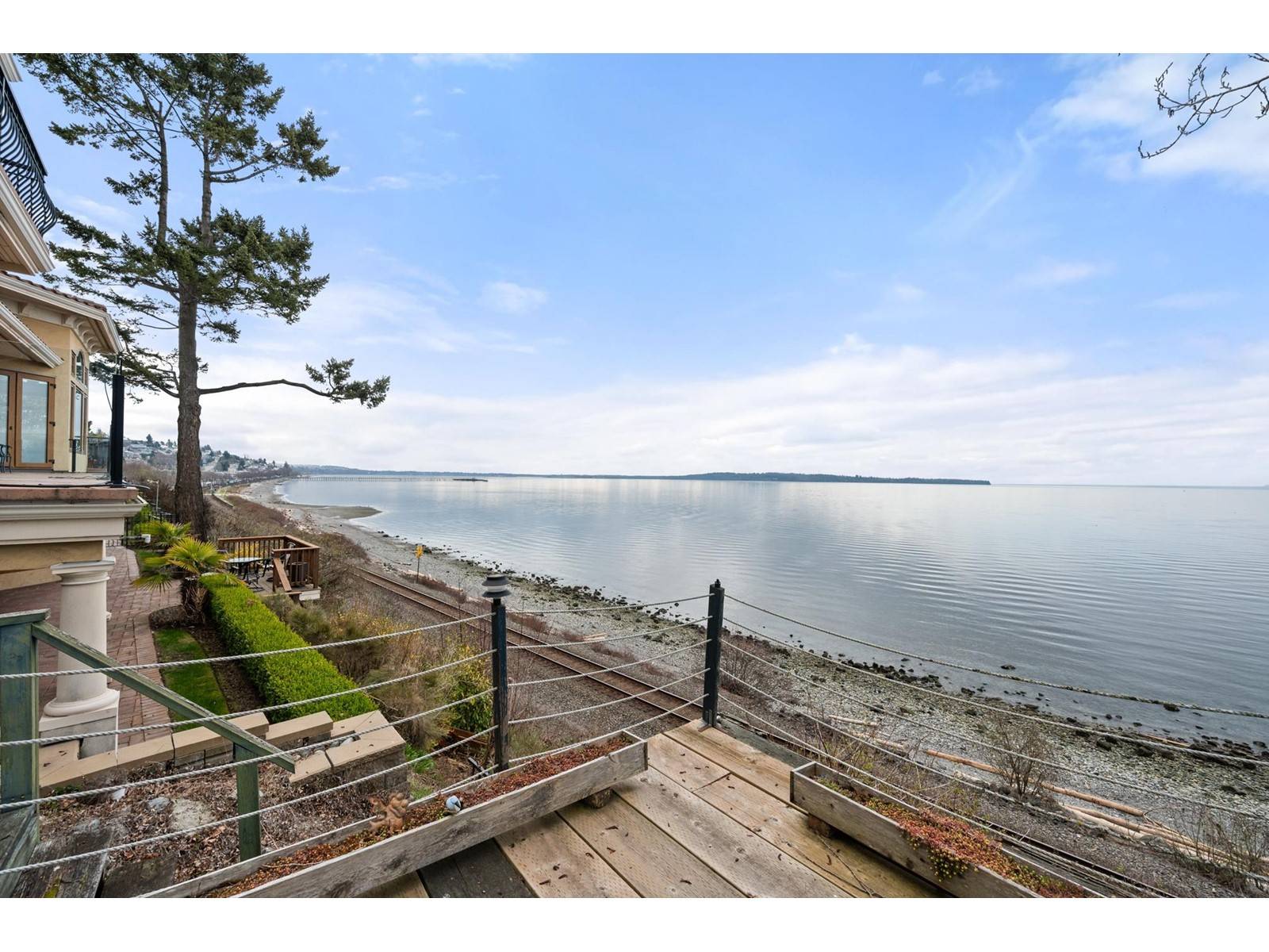 White Rock, BC V4B1B3,14458 MARINE DRIVE