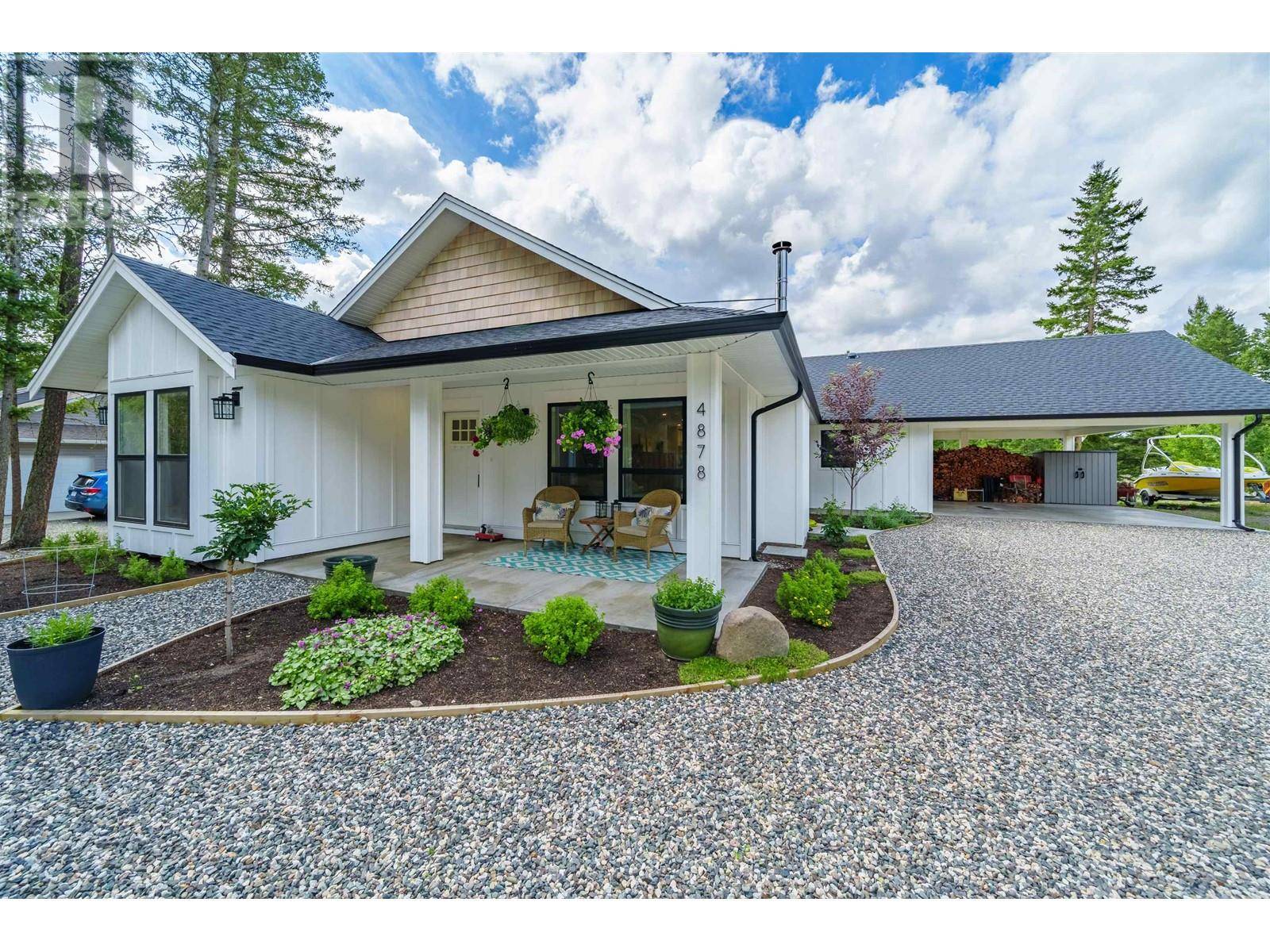 108 Mile Ranch, BC V0K2Z0,4878 GLOINNZUN DRIVE